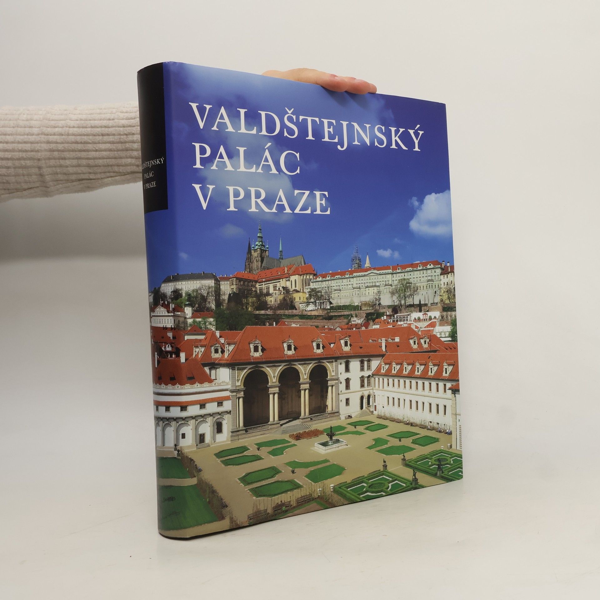 Valdštejnský palác v Praze