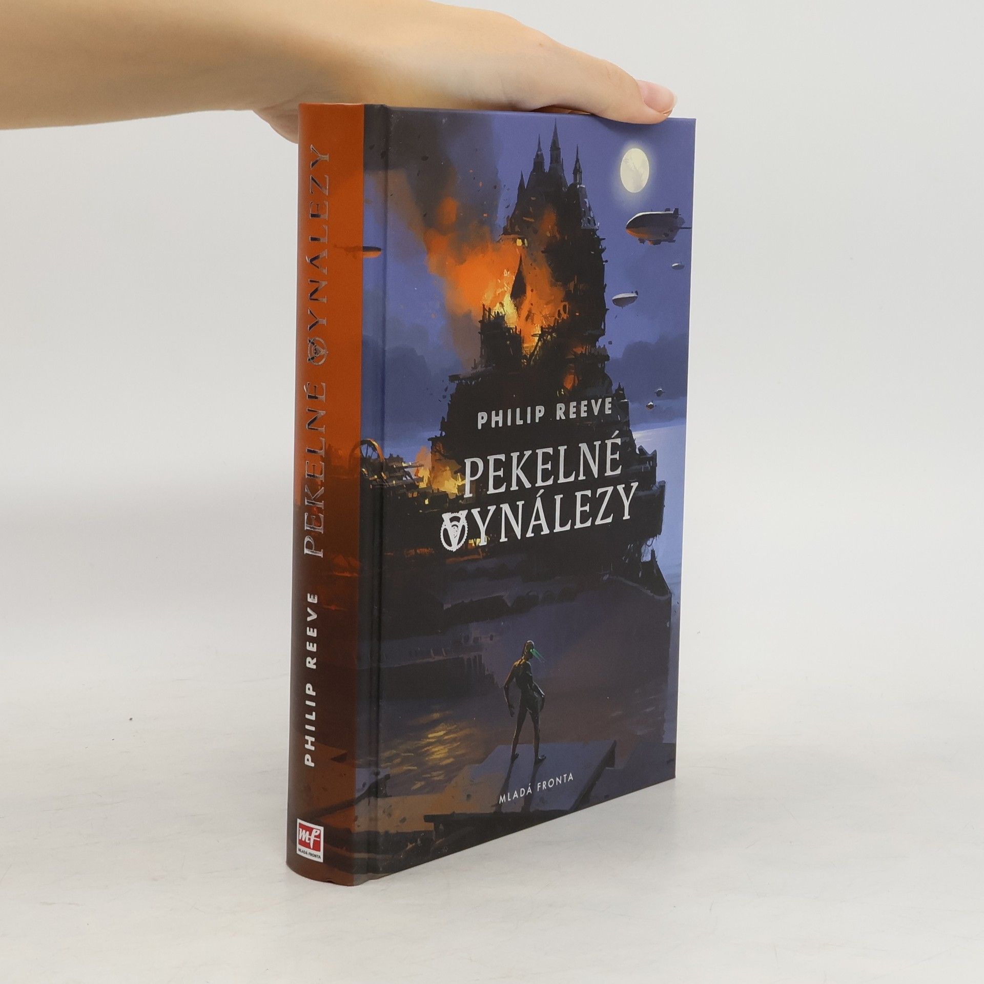 Philip Reeve Pekelné vynálezy. Kroniky hladových měst 3