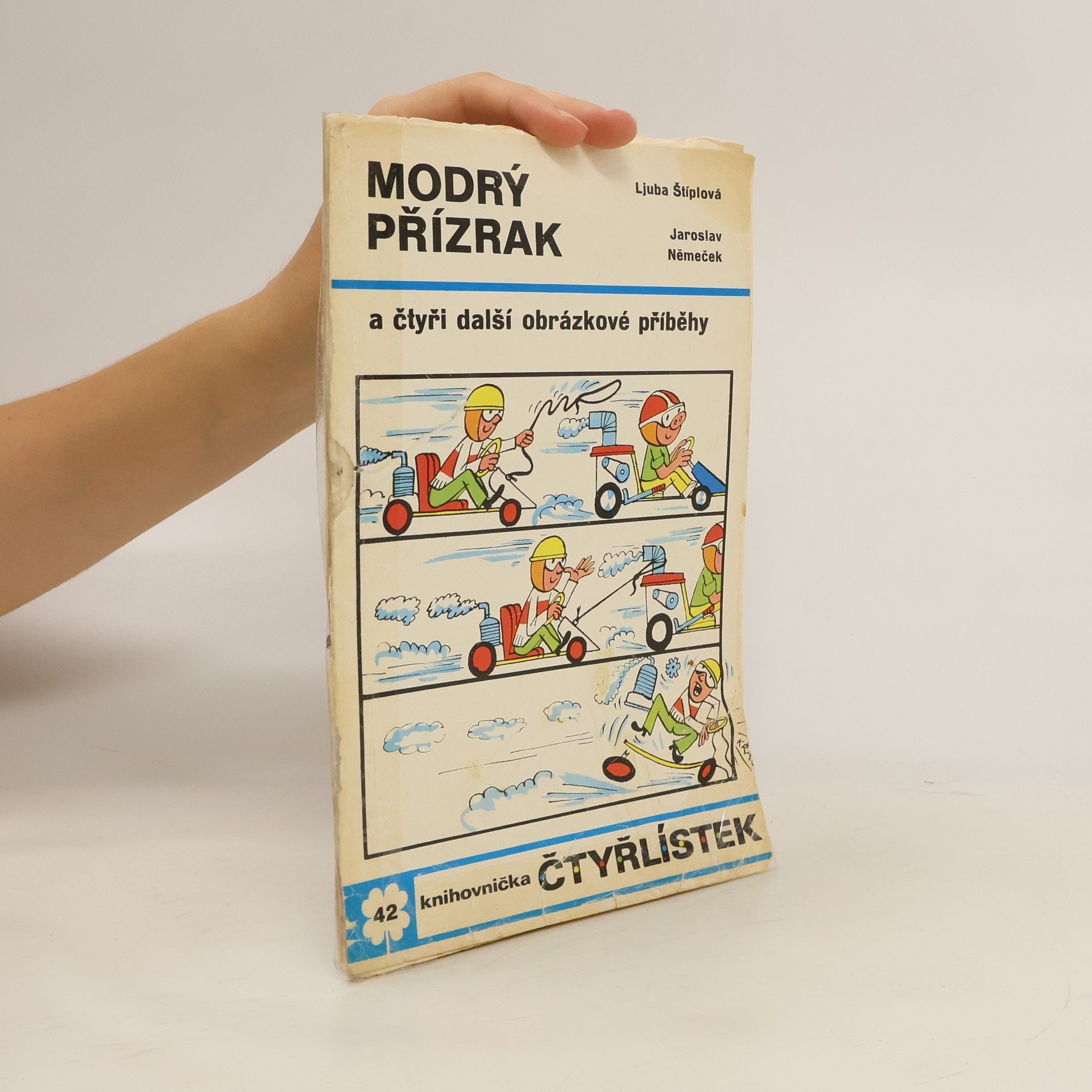 Ljuba Štíplová Čtyřlístek 42. Modrý přízrak