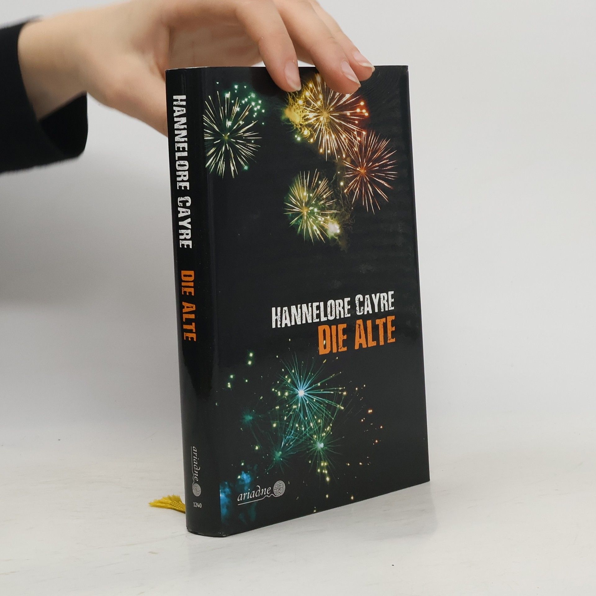 Hannelore Cayre Die Alte