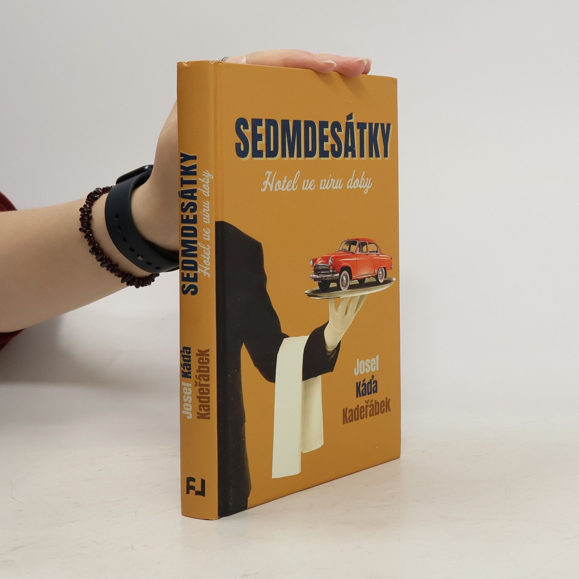 Josef Káďa Kadeřábek Sedmdesátky: Hotel ve víru doby