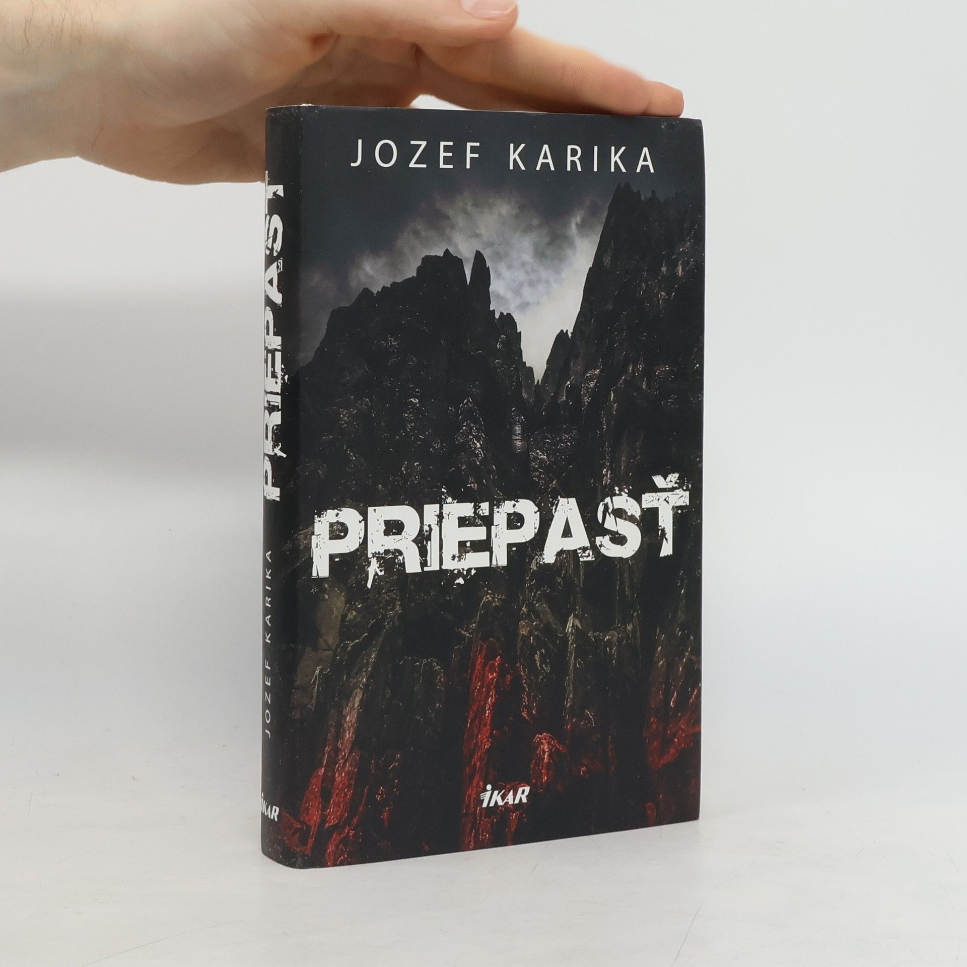 Jozef Karika Priepasť