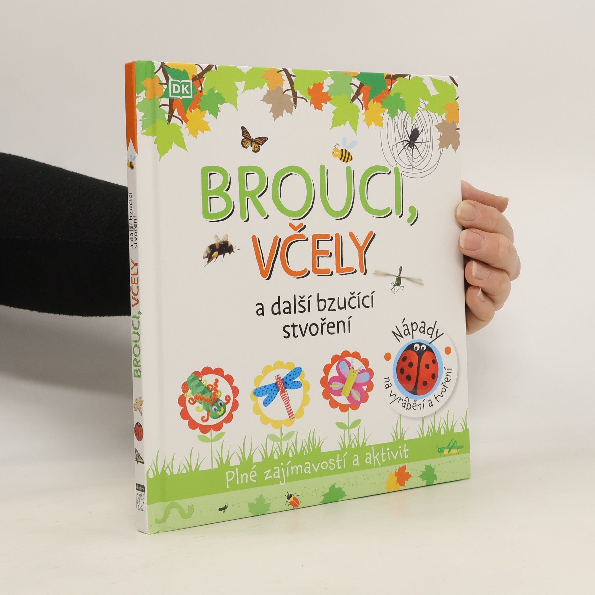 Various authors Brouci, včely a další bzučící stvoření