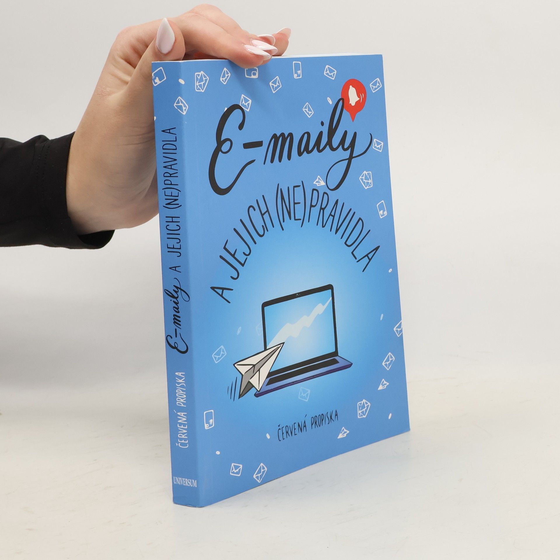 Karla Tchawou Tchuisseu E-maily a jejich (ne)pravidla