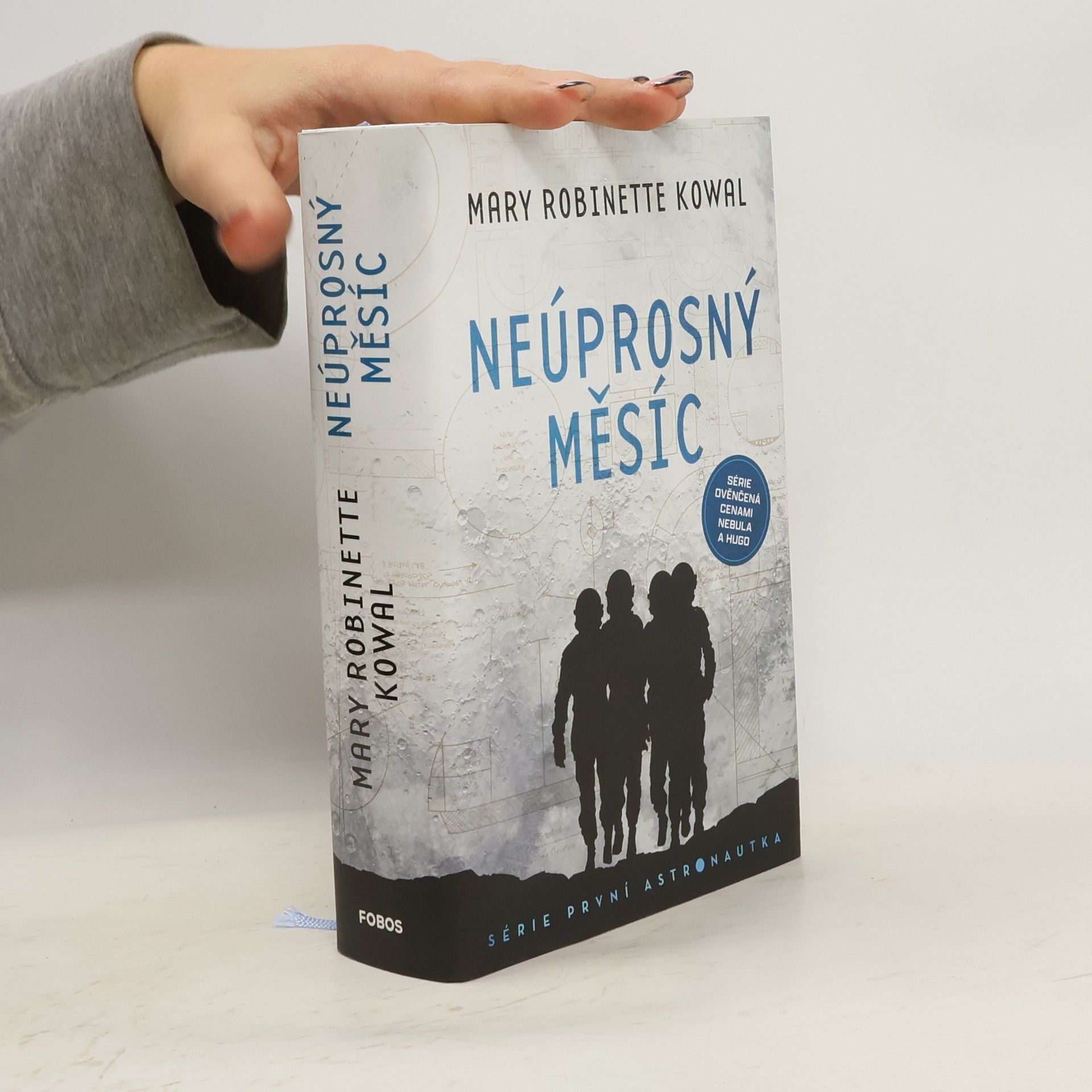 Mary Robinette Kowal Neúprosný měsíc