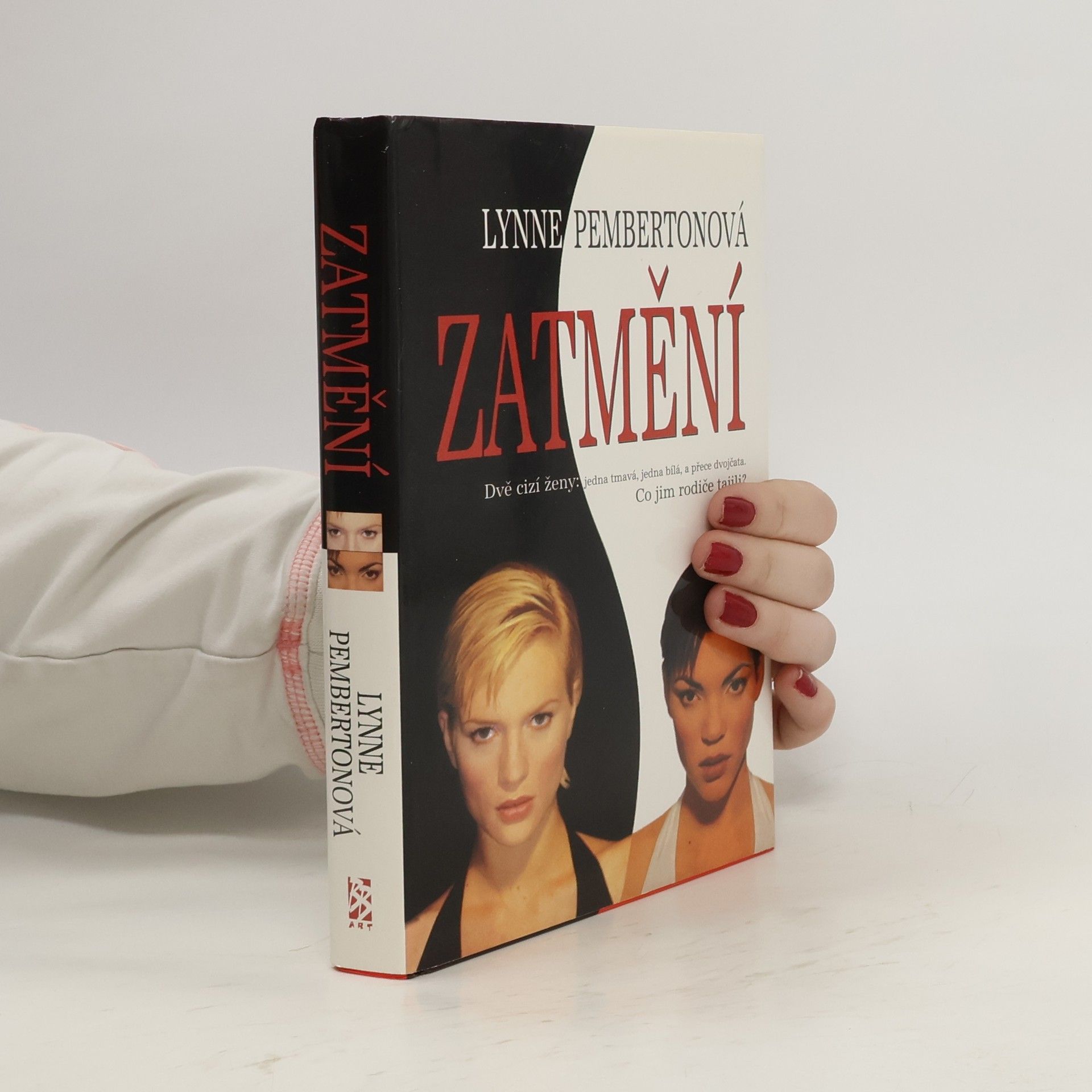 Lynne Pemberton Zatmění