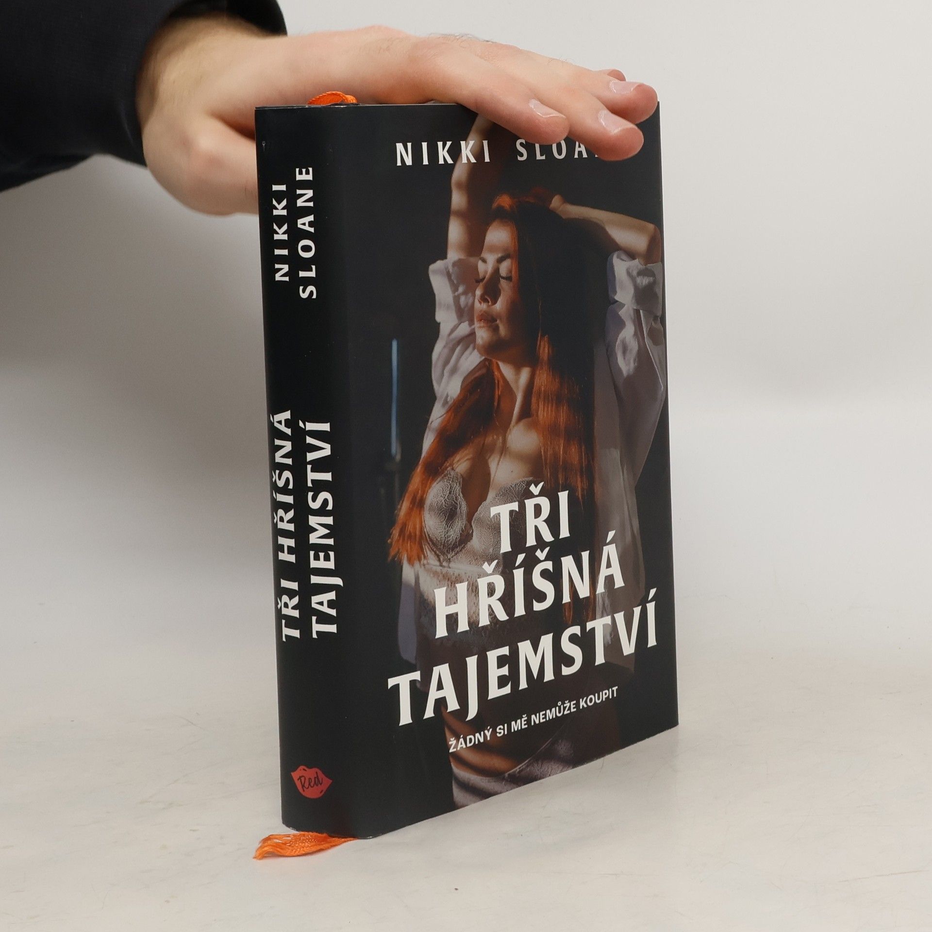 Nikki Sloane Tři hříšná tajemství