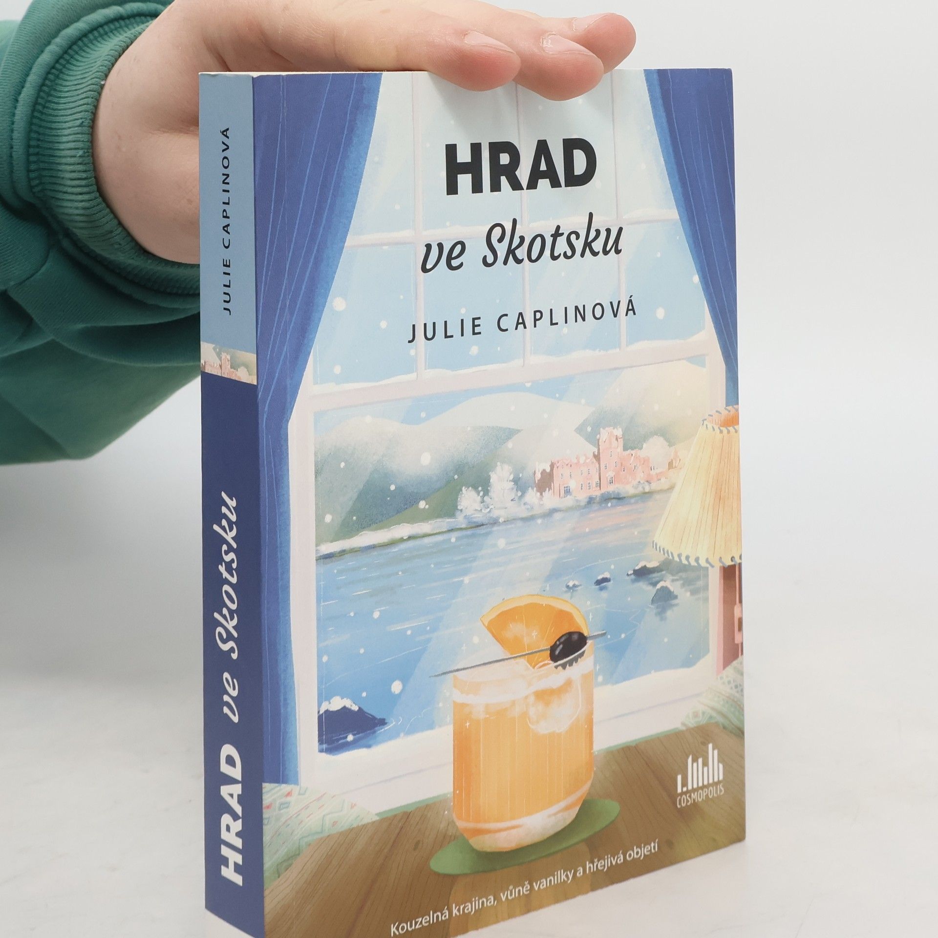 Julie Caplinová Hrad ve Skotsku