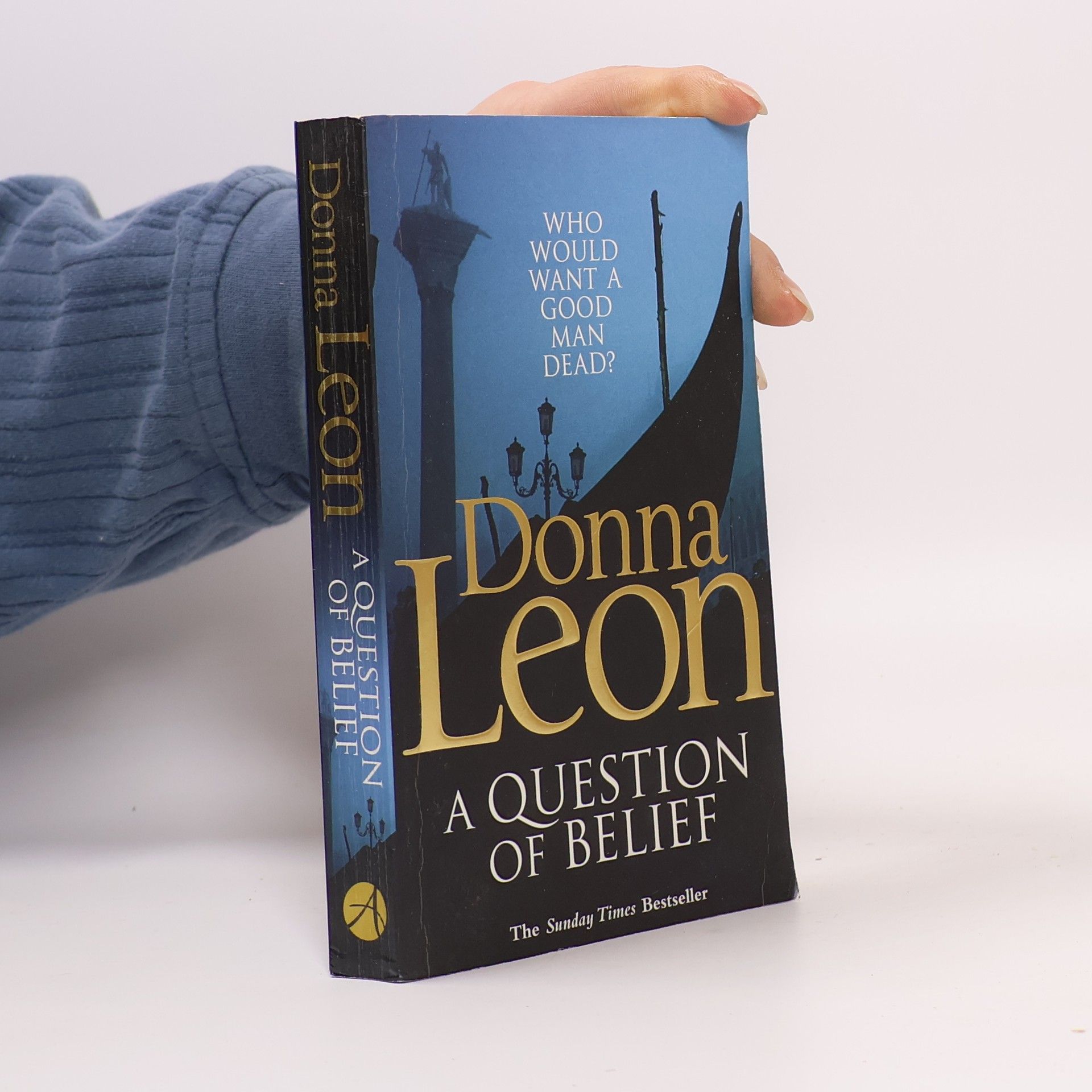 Donna Leon A Question of Belief