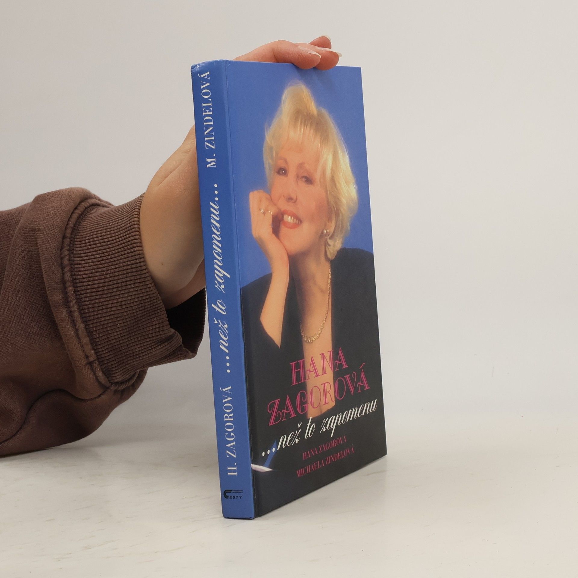 Hana Zagorová Hana Zagorová... než to zapomenu