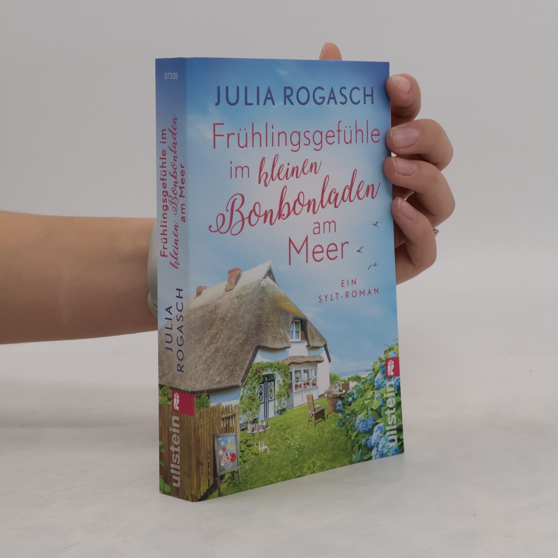 Frühlingsgefühle im kleinen Bonbonladen am Meer
