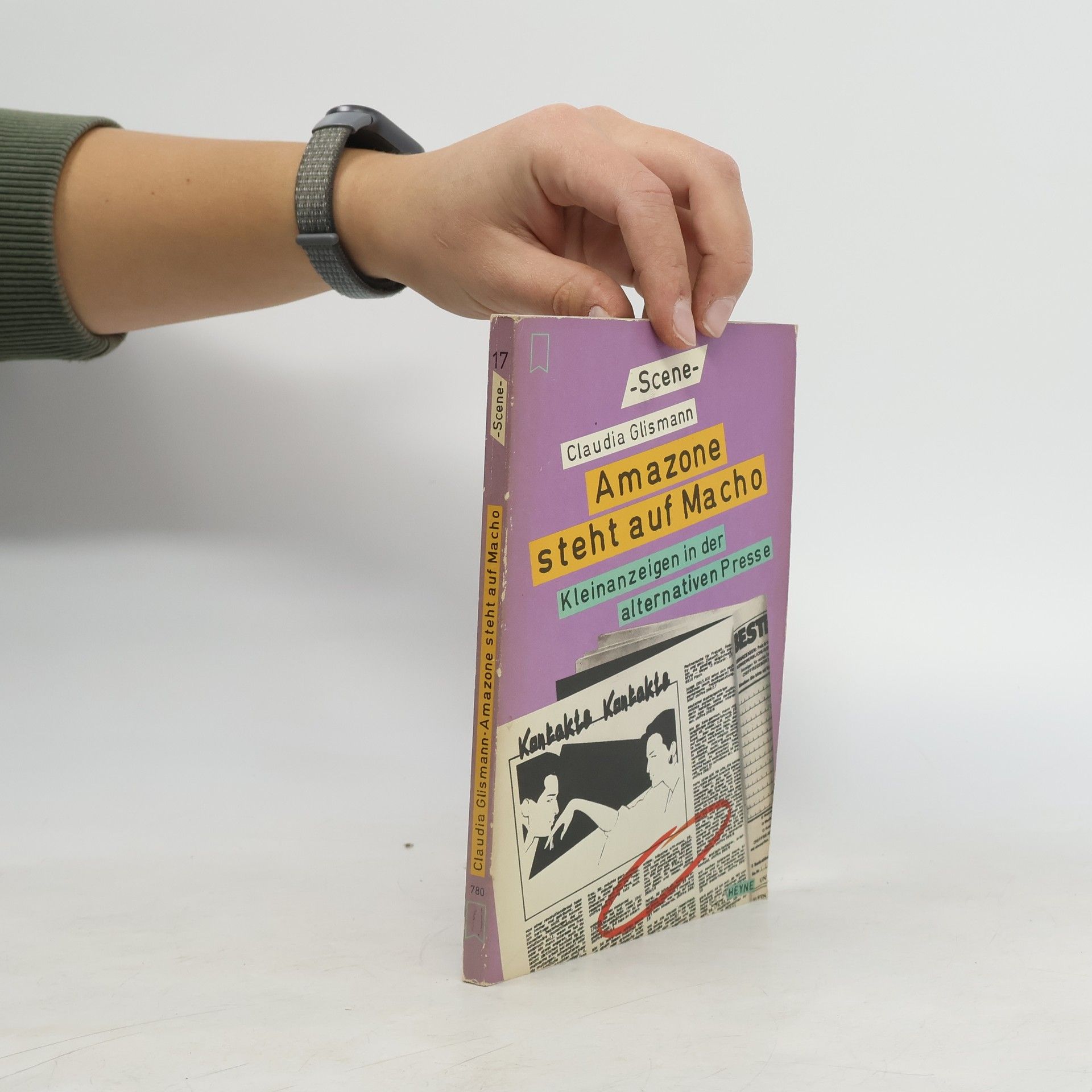 CLaudia Glismann Amazone steht auf Macho