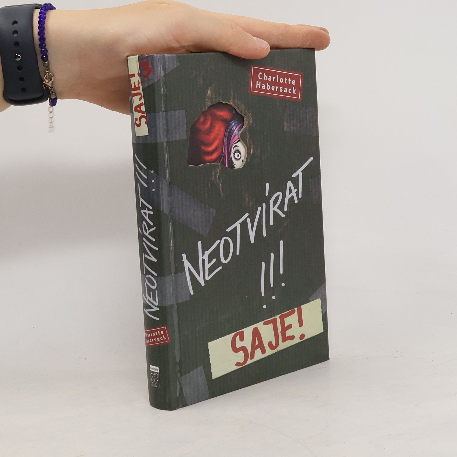 Charlotte Habersack Neotvírat!!!. Saje!