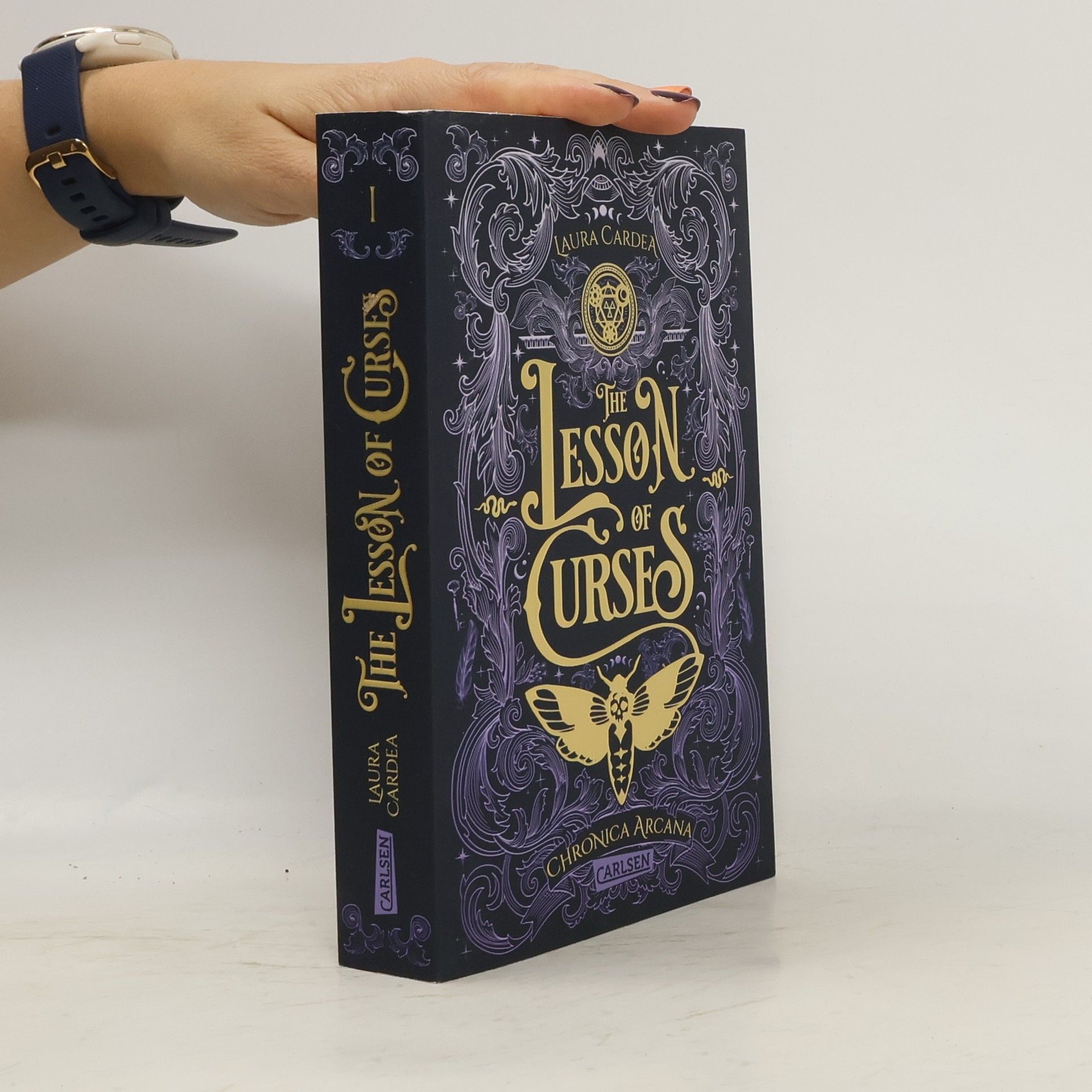 Laura Cardea The Lesson of Curses (Chronica Arcana 1)