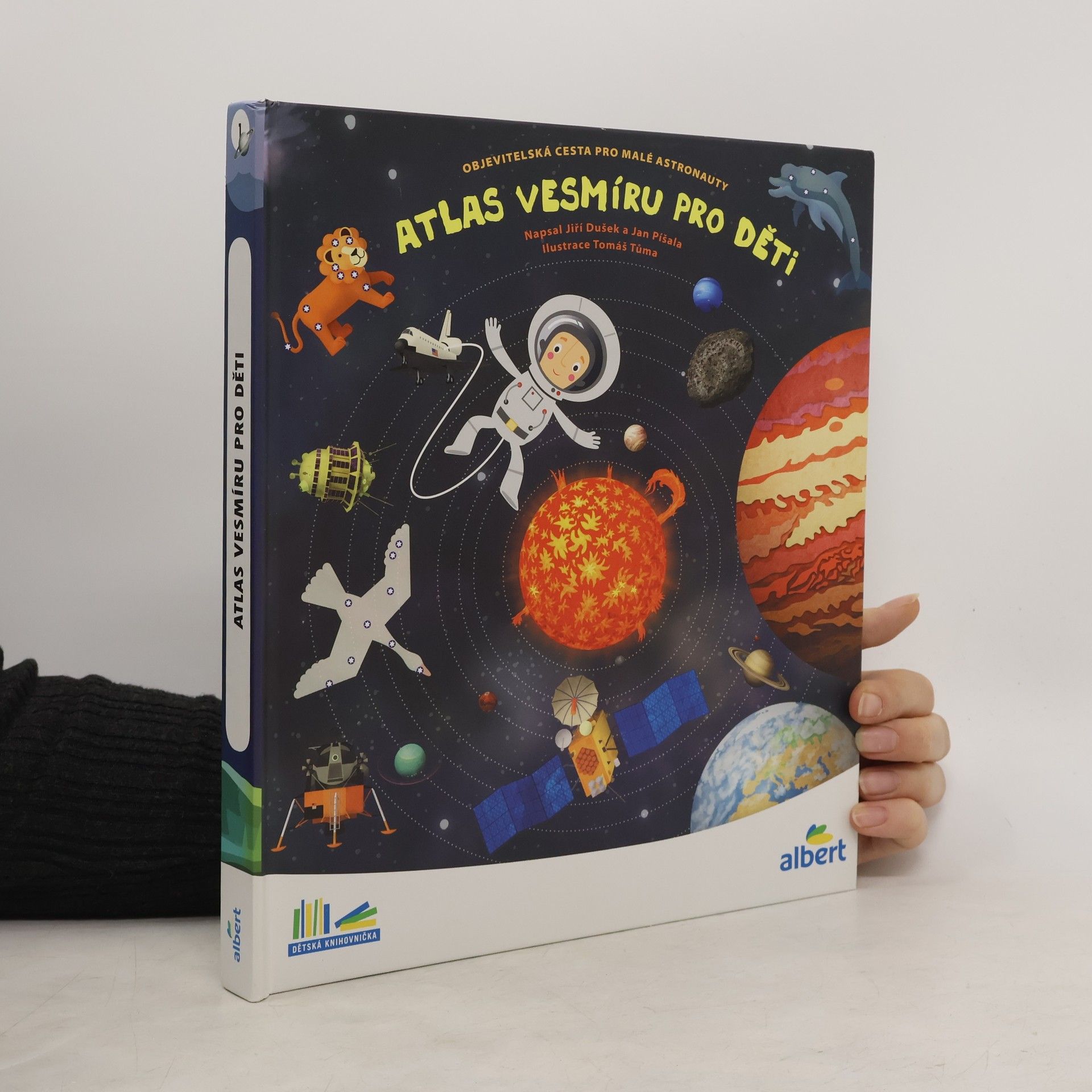 Atlas vesmíru pro děti: Objevitelská cesta pro malé astronauty