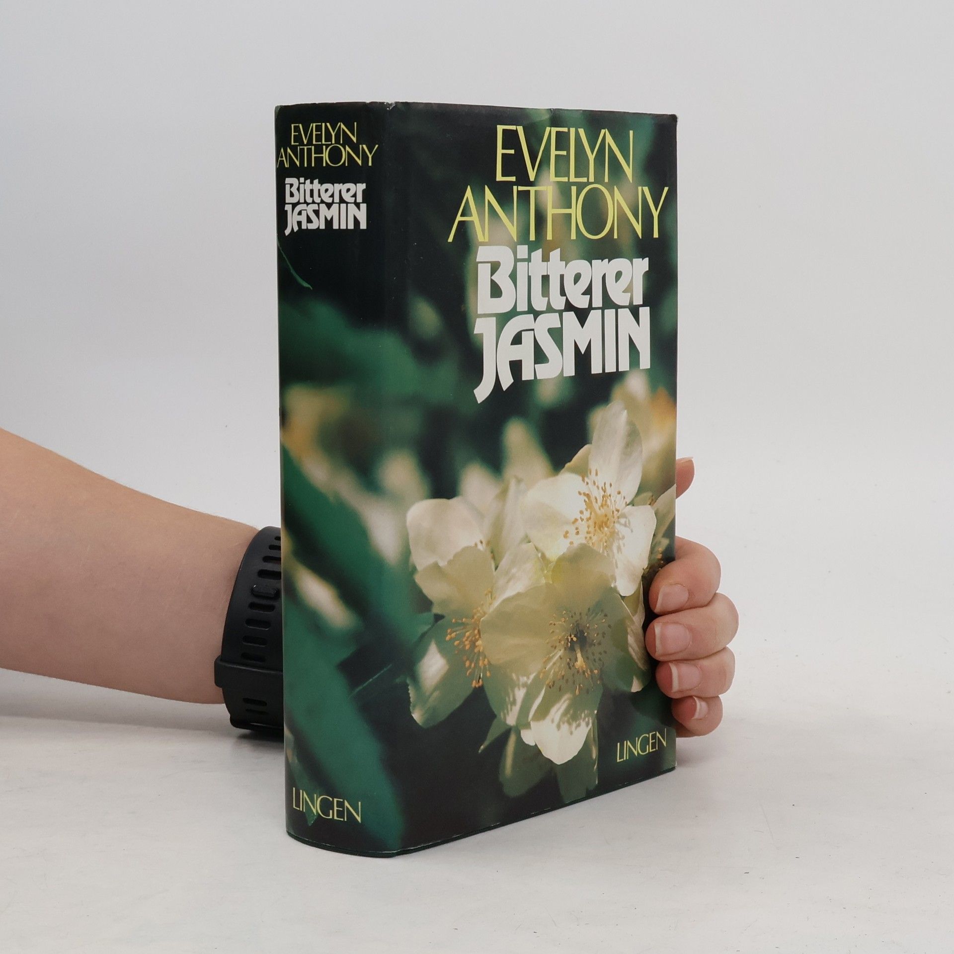 Evelyn Anthony Bitterer Jasmin