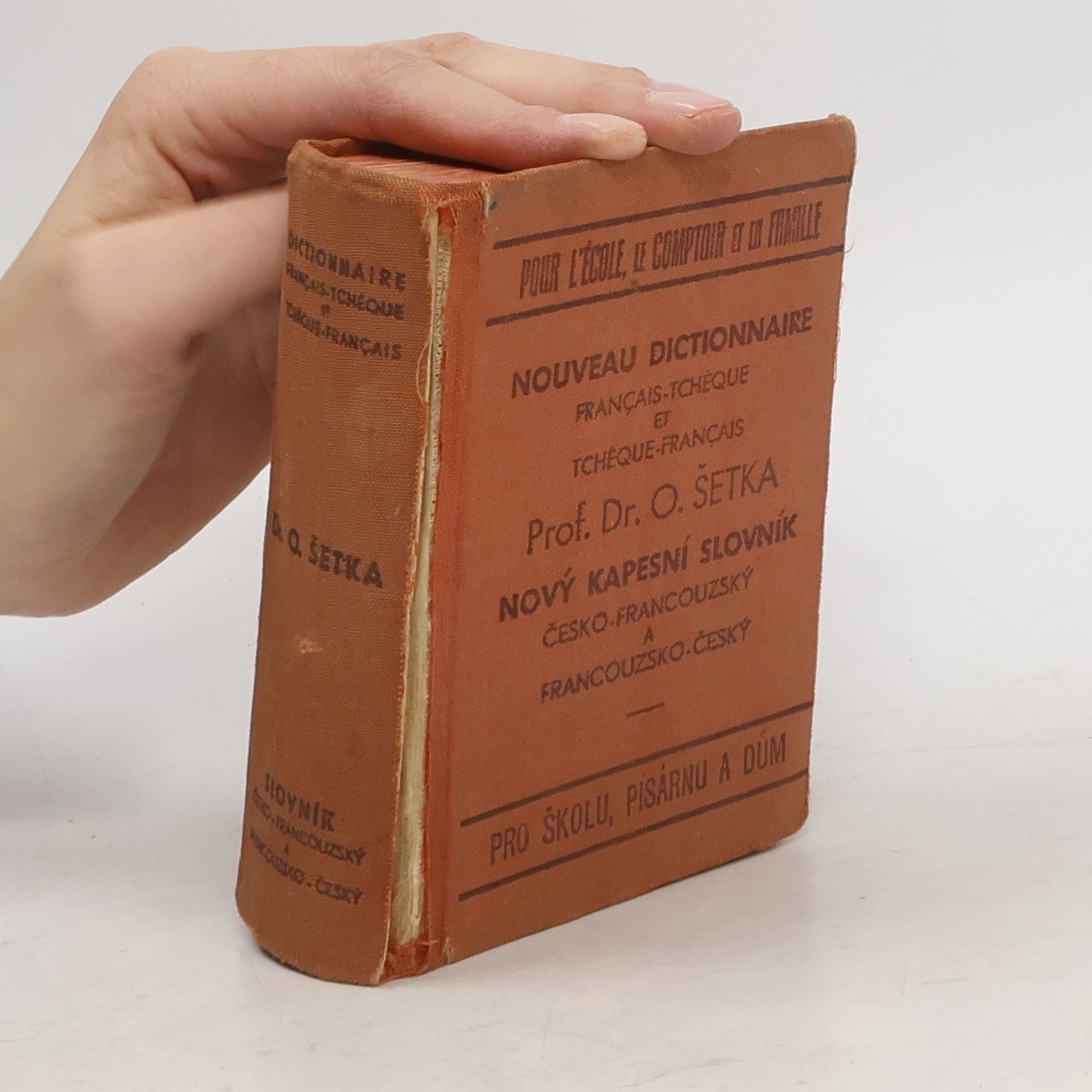 Nový kapesní slovník jazyka francouzského a českého s udanou výslovností