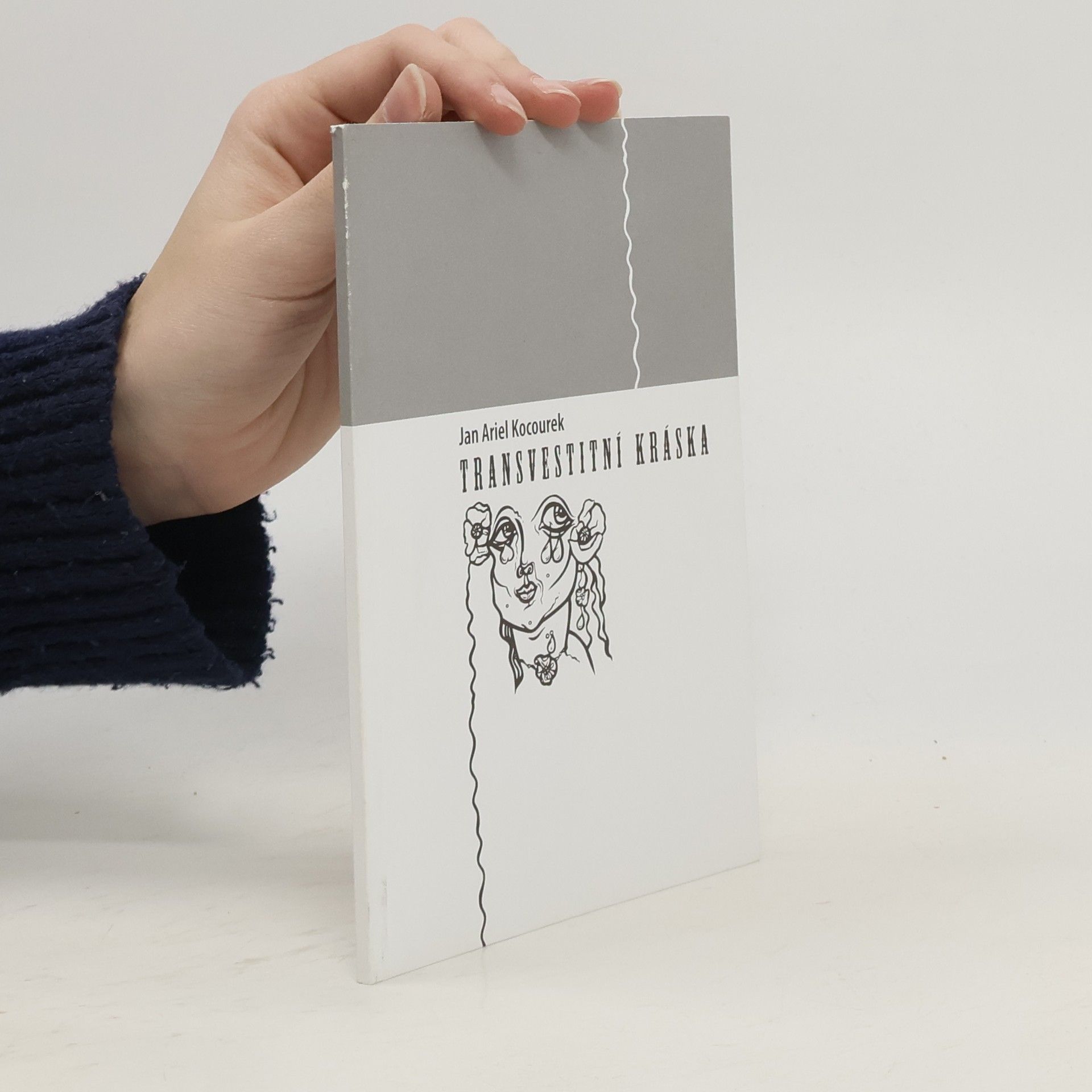 Blanche Cutie Transvestitní kráska