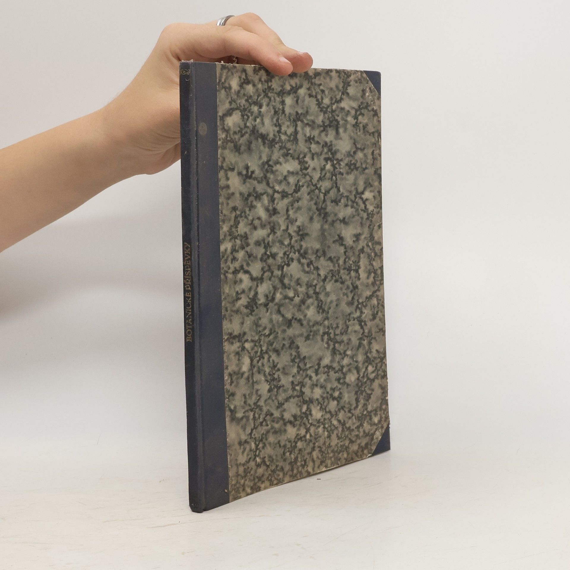 O vývoji země, rostlin a živočichů