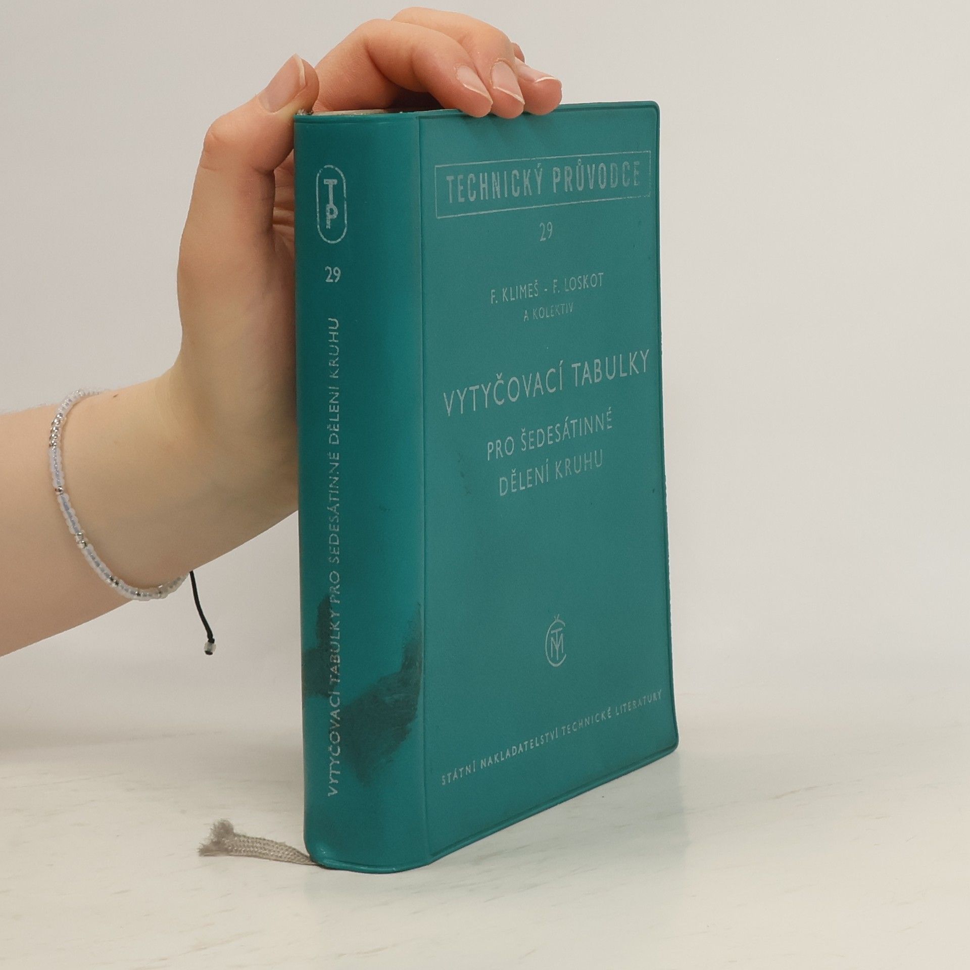 Vytyčovací tabulky pro šedesátinné dělení kruhu