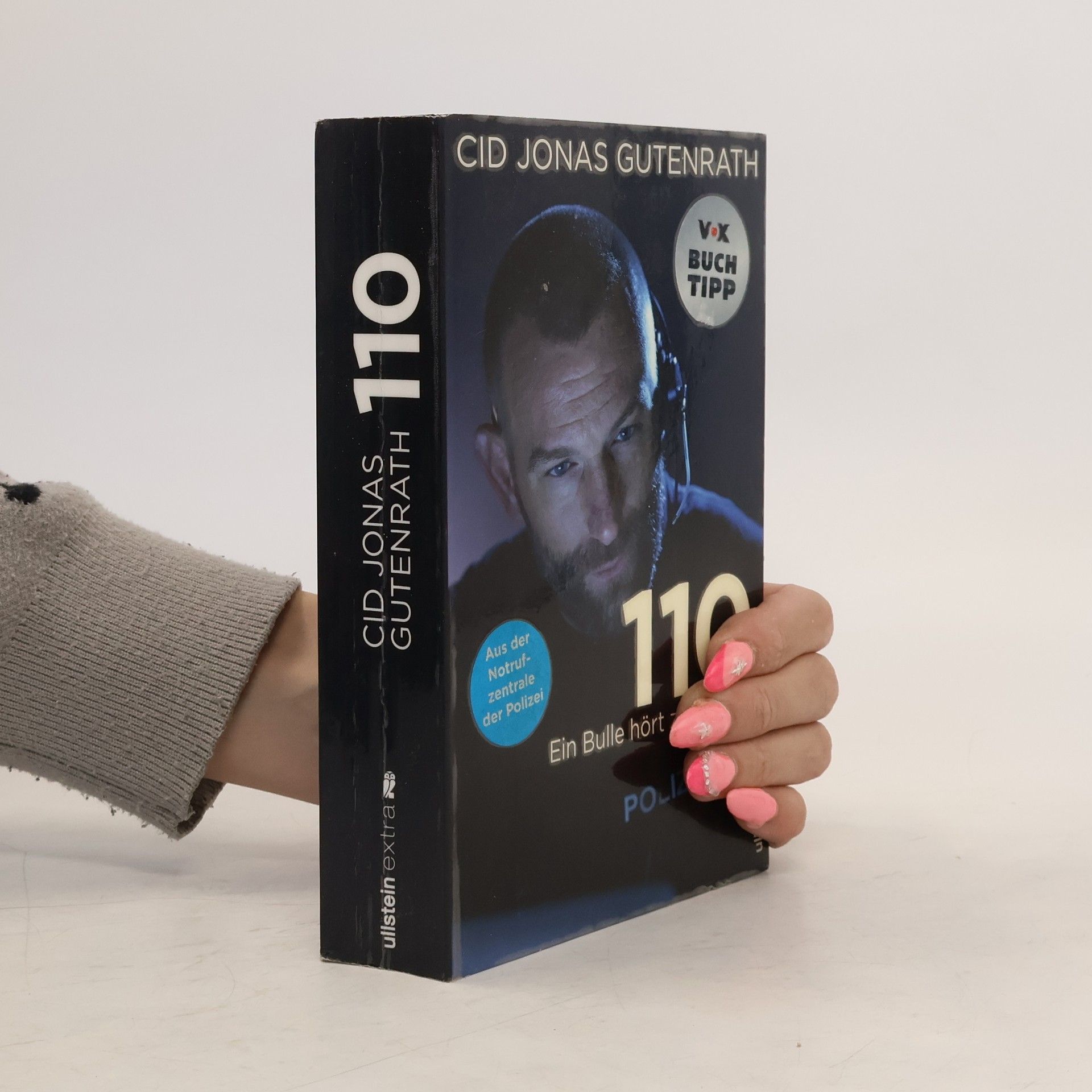 110. Ein Bulle hört zu