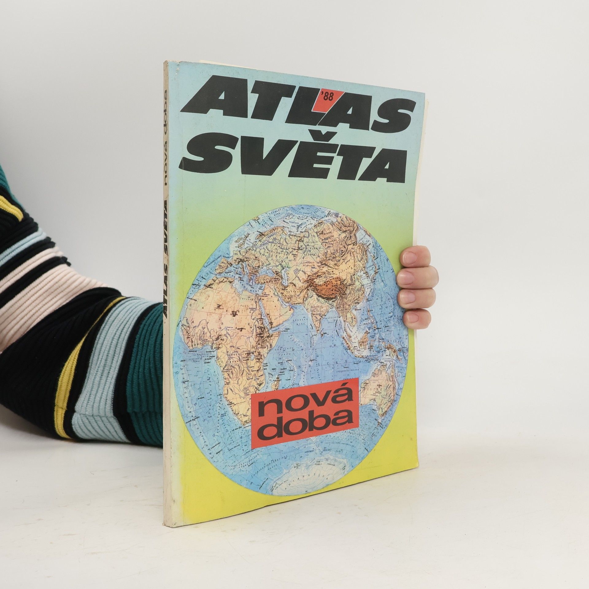 Collectif d'auteurs Atlas světa