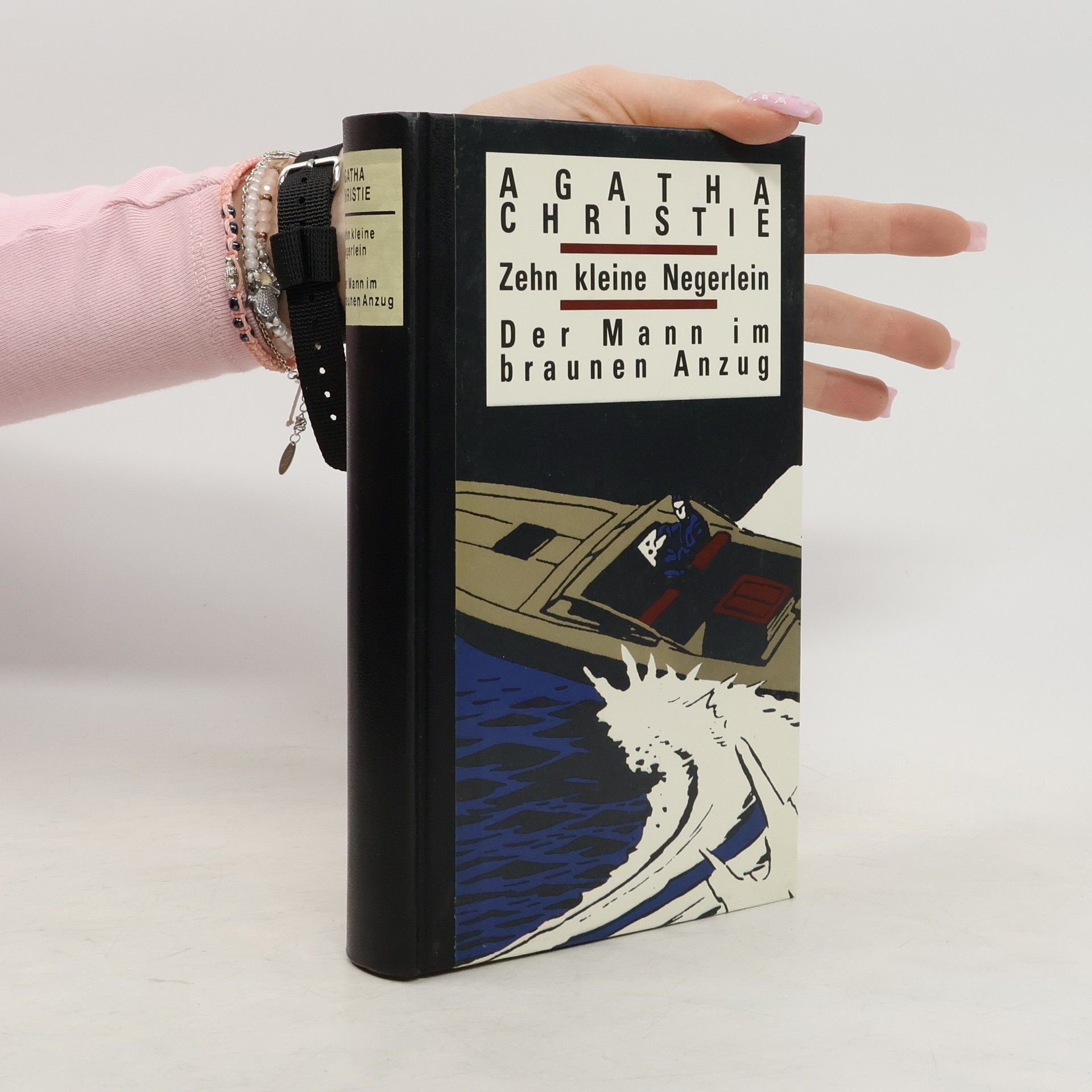 Agatha Christie Zehn kleine Negerlein. Der Mann im braunen Anzug