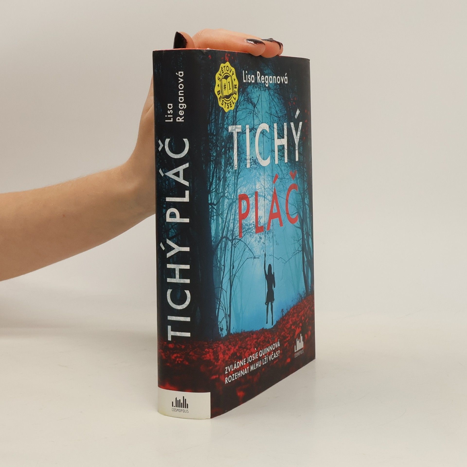 Lisa Regan Tichý pláč