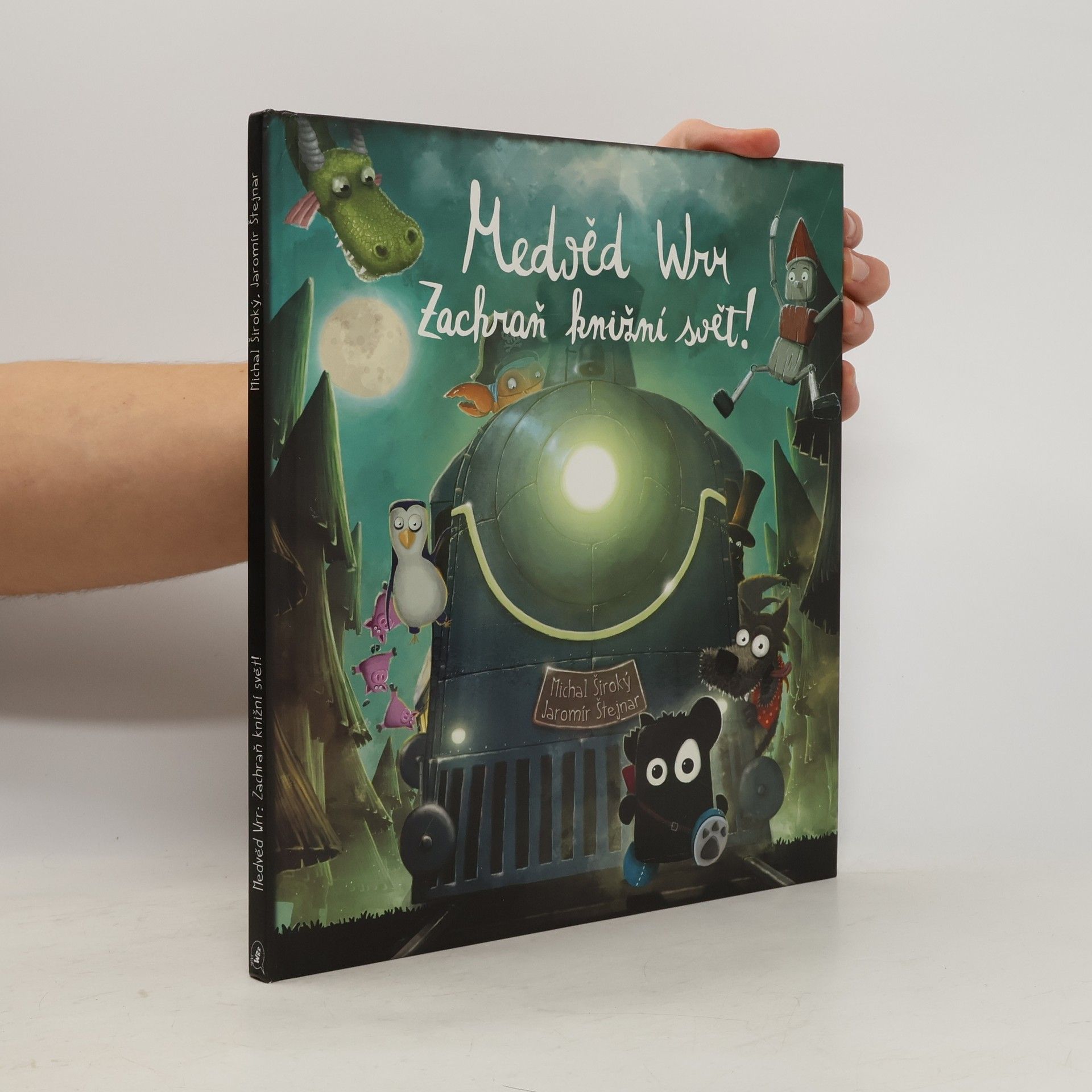 Medvěd Wrr - Zachraň knižní svět!