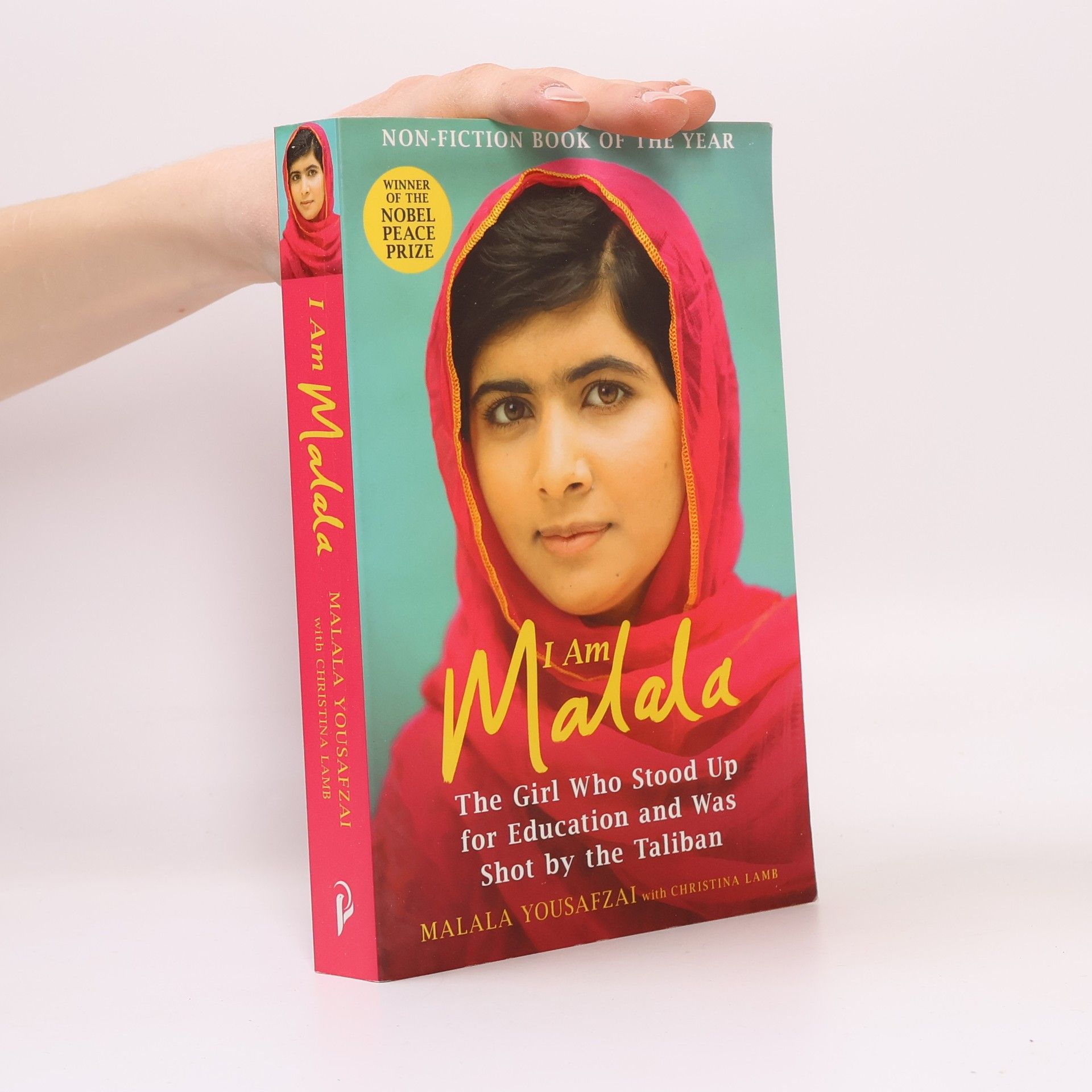 Malala Yousafzai I am Malala : the girl who stood up for education and was shot by the Taliban