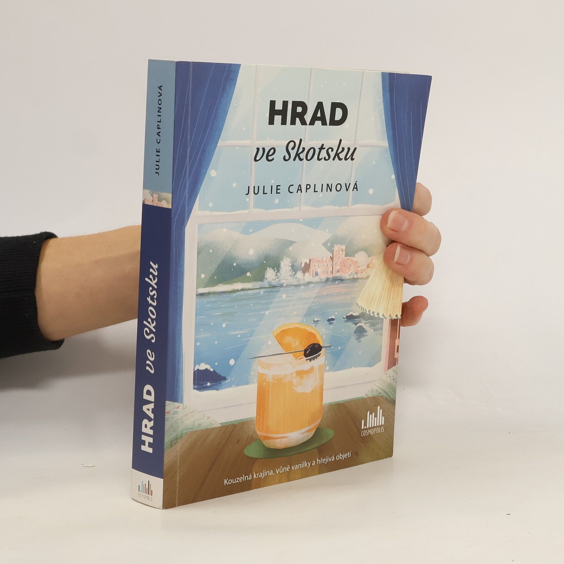 Julie Caplinová Hrad ve Skotsku