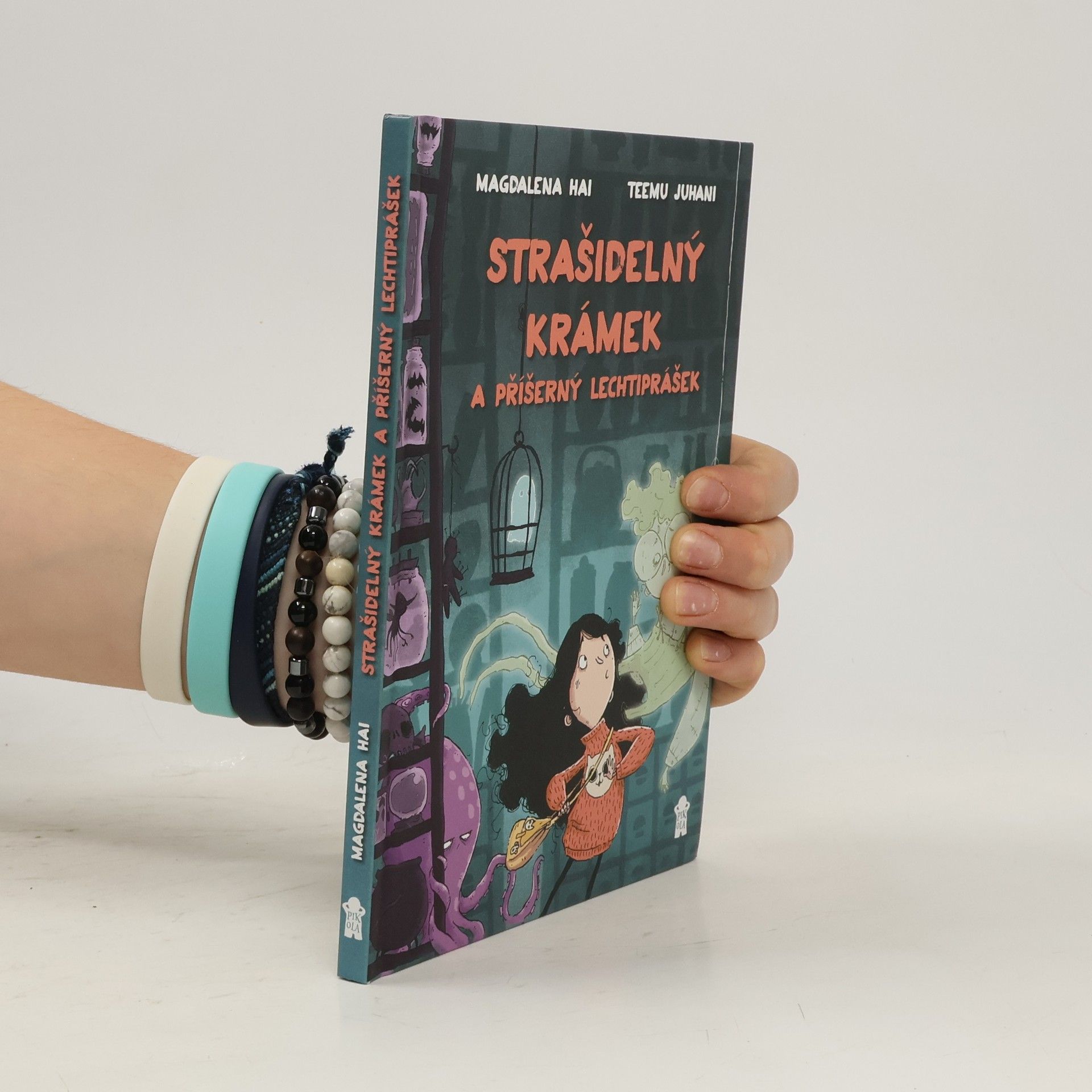 Magdalena Hai Strašidelný krámek a příšerný lechtiprášek