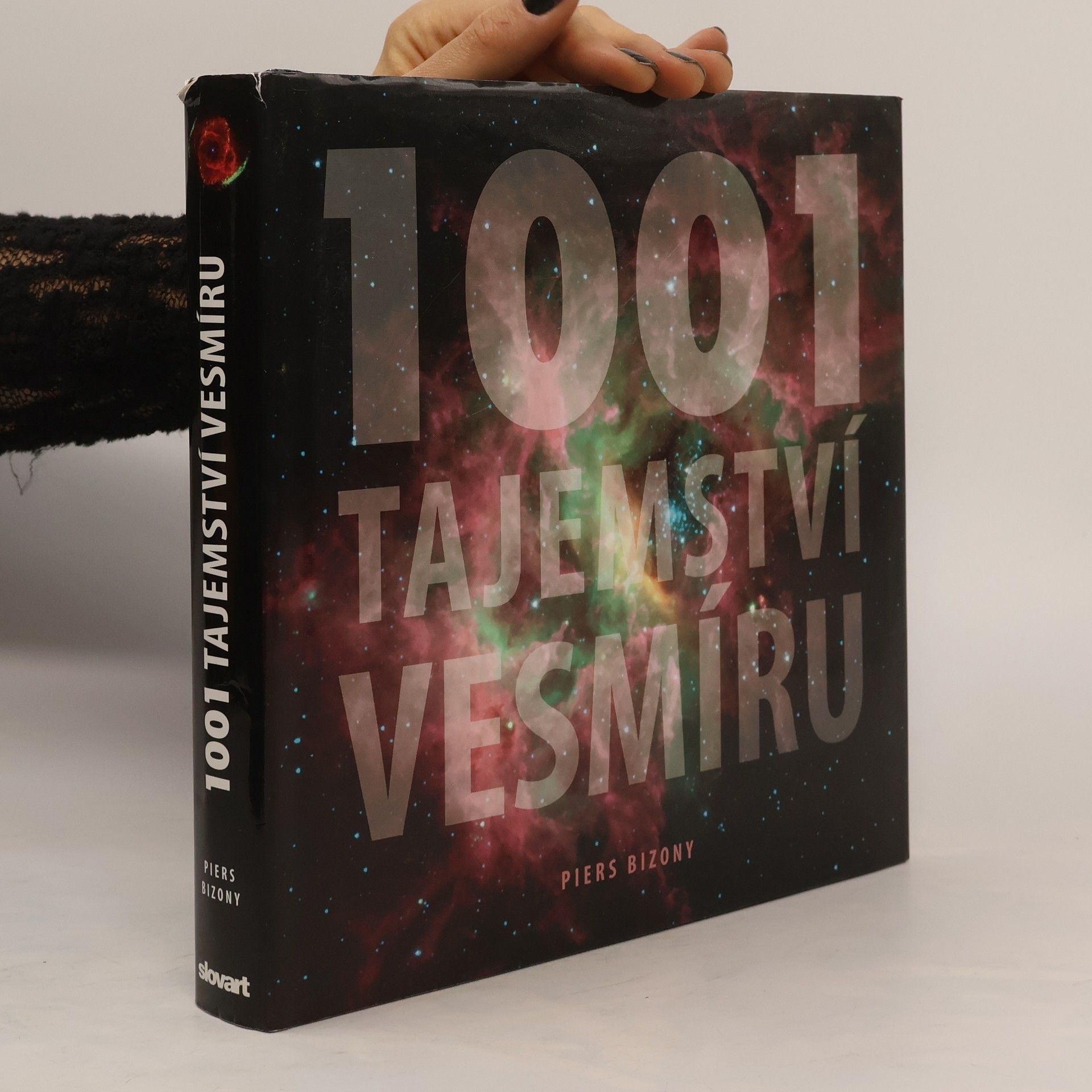 Piers Bizony 1001 tajemství vesmíru