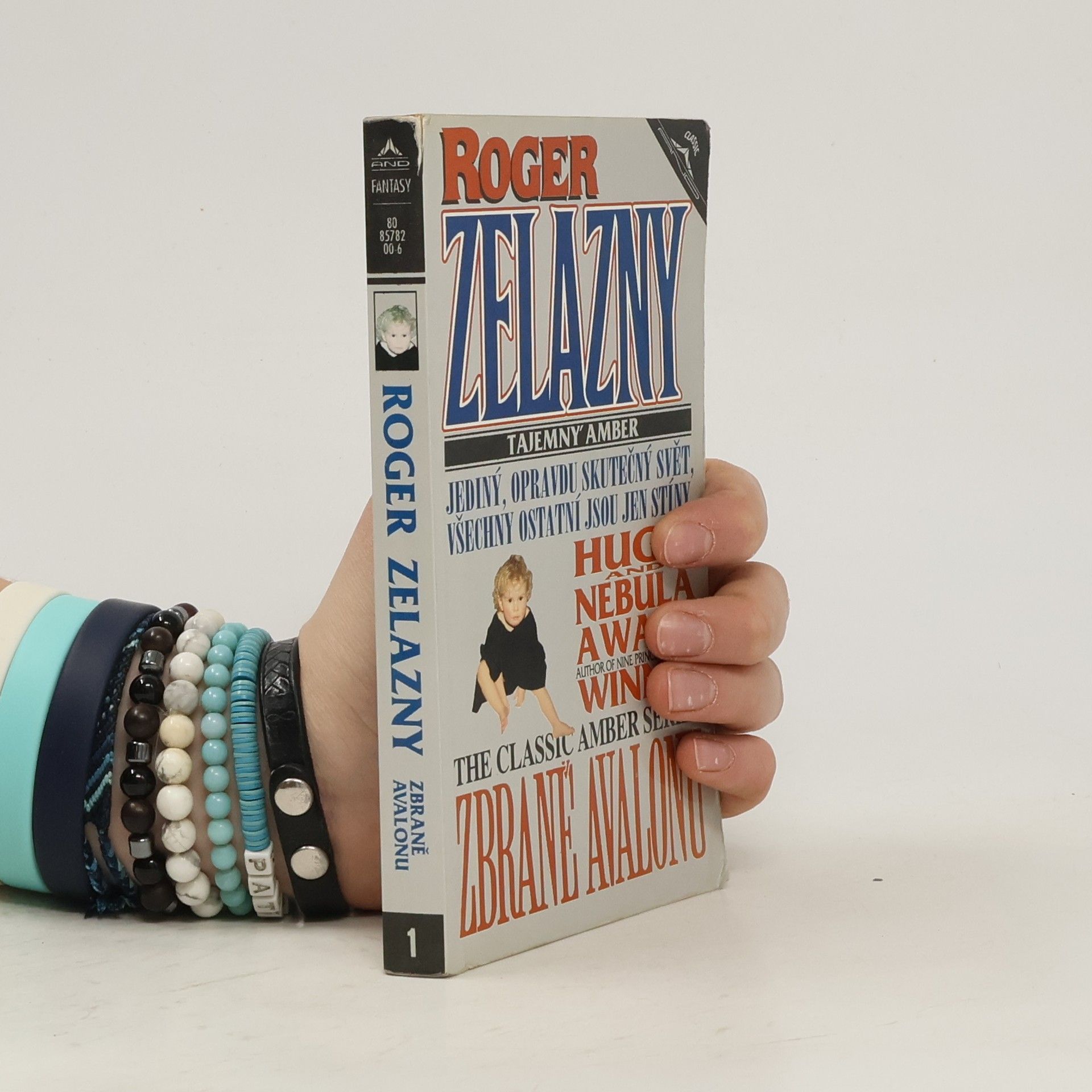 Tajemný Amber. Zbraně Avalonu