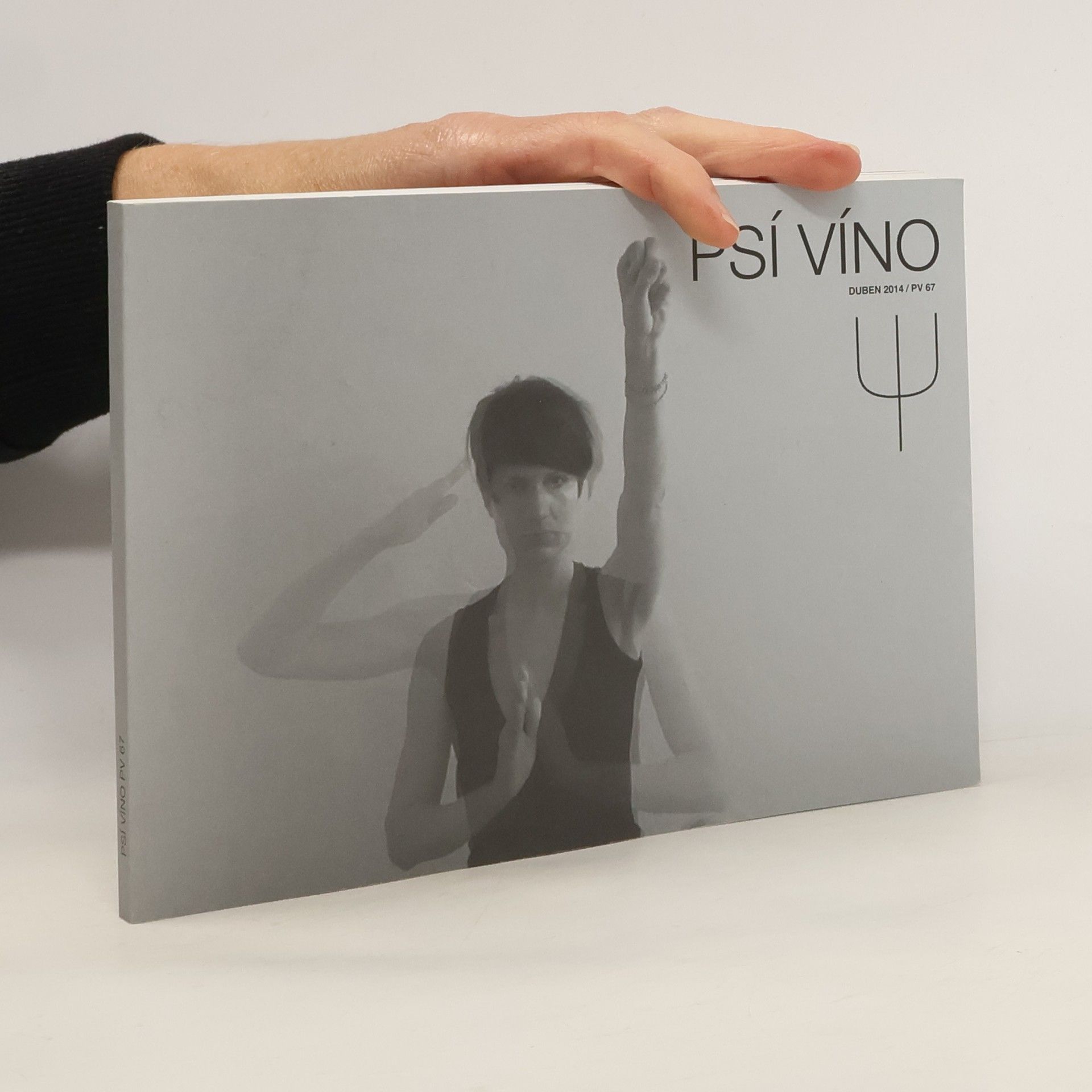 Kolektív autorov Psí víno 4/2014