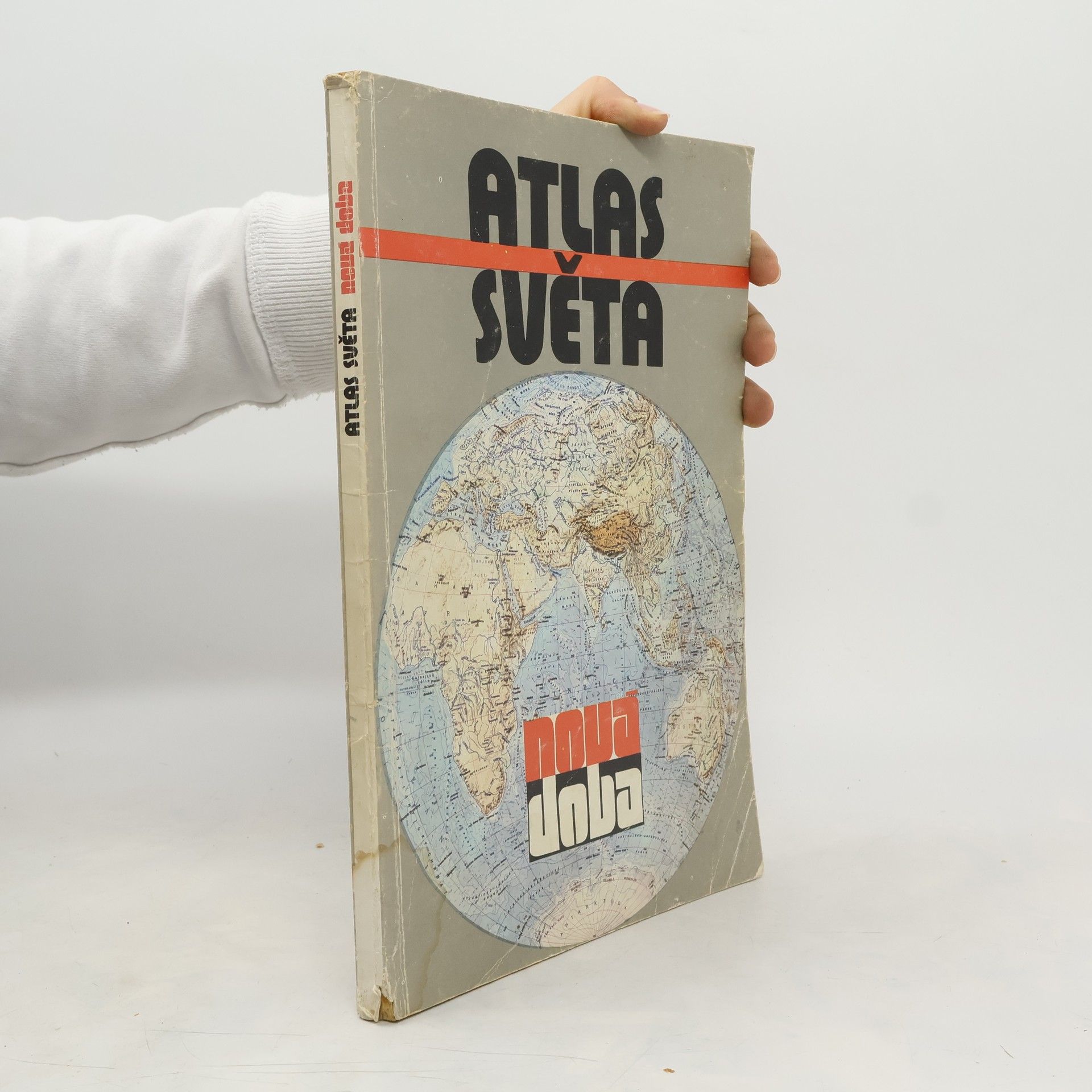 Collectif d'auteurs Atlas světa