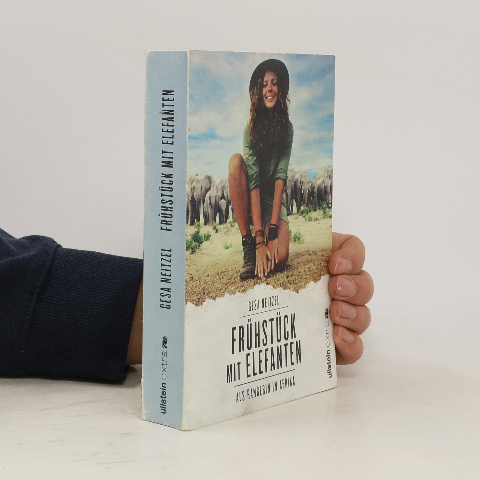 Gesa Neitzel Frühstück mit Elefanten