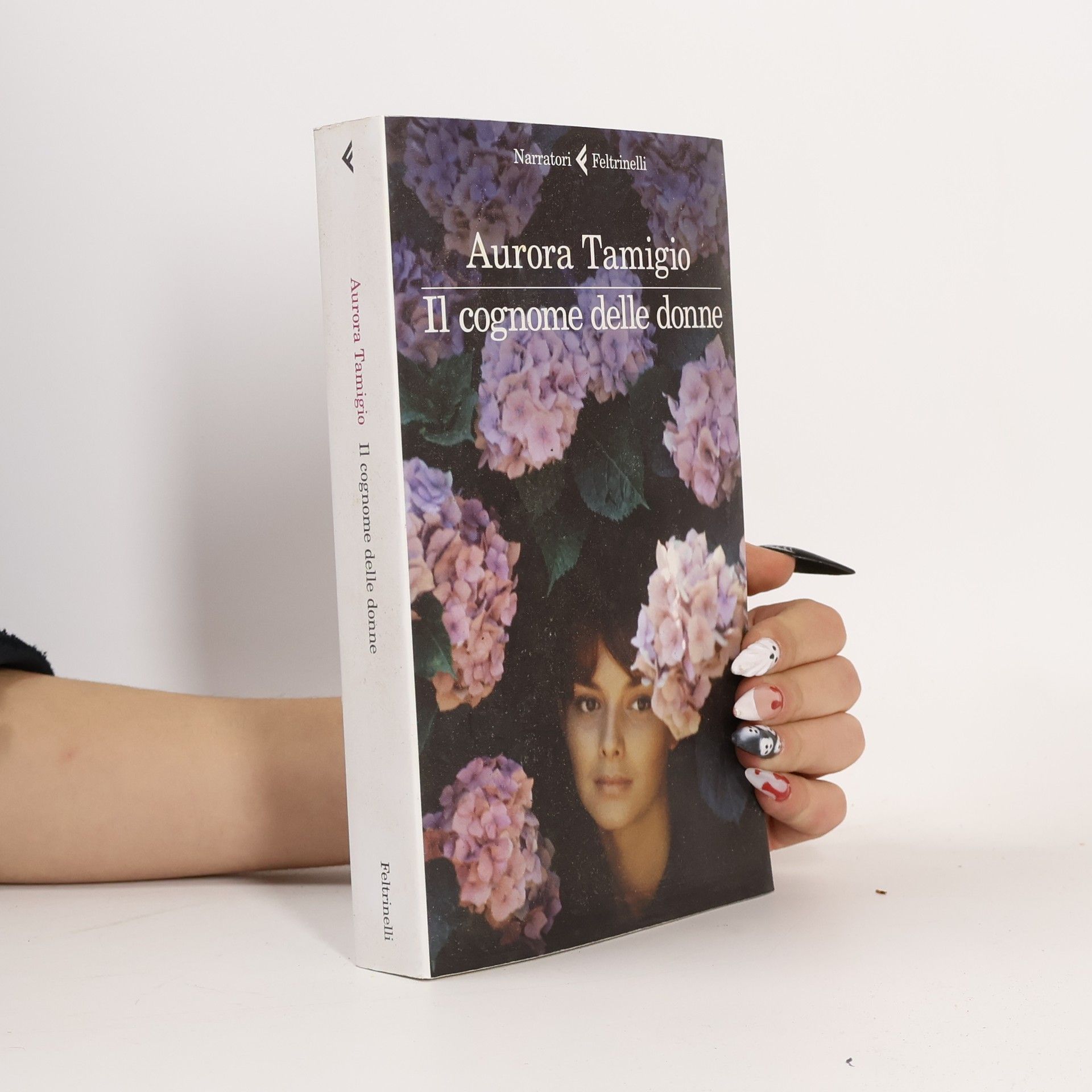 Aurora Tamigio Il cognome delle donne