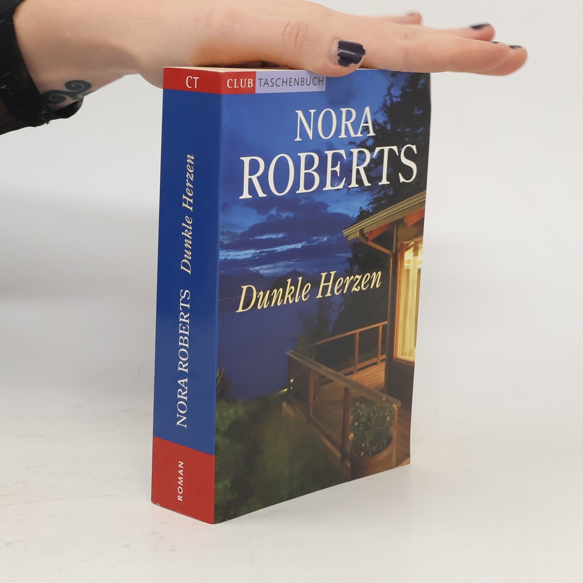 Nora Roberts Dunkle Herzen
