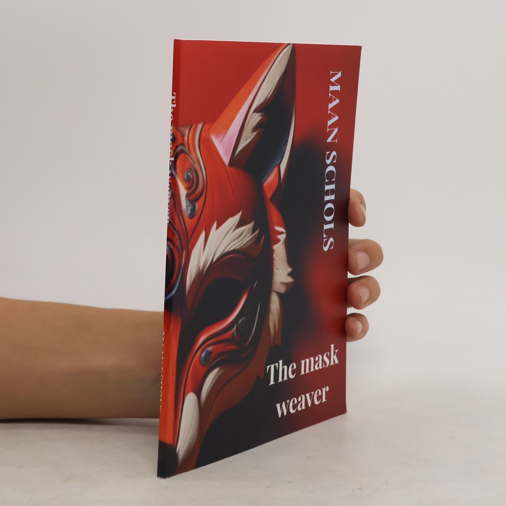 Autores varios The Mask Weaver