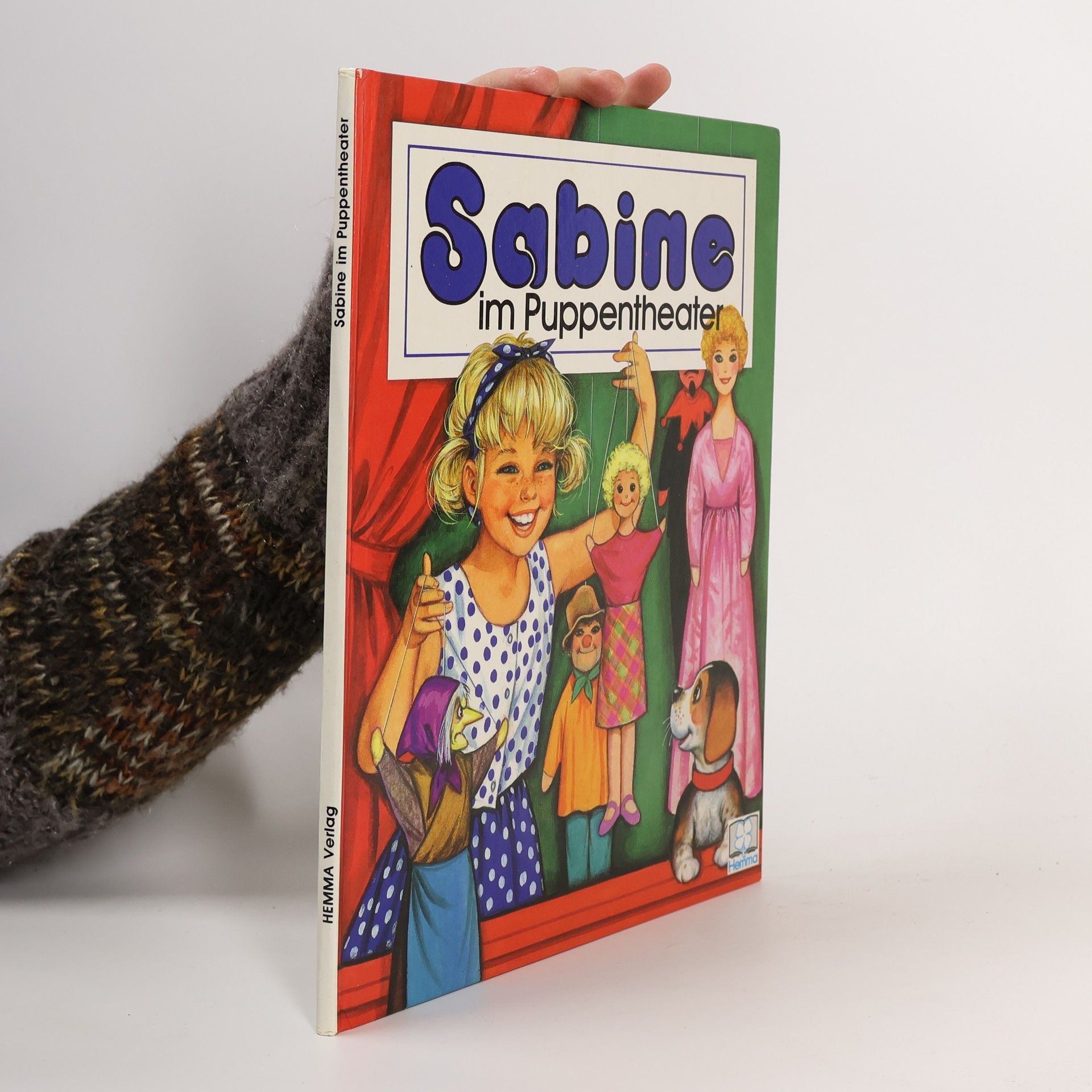 Kolektív autorov Sabine im Puppentheater