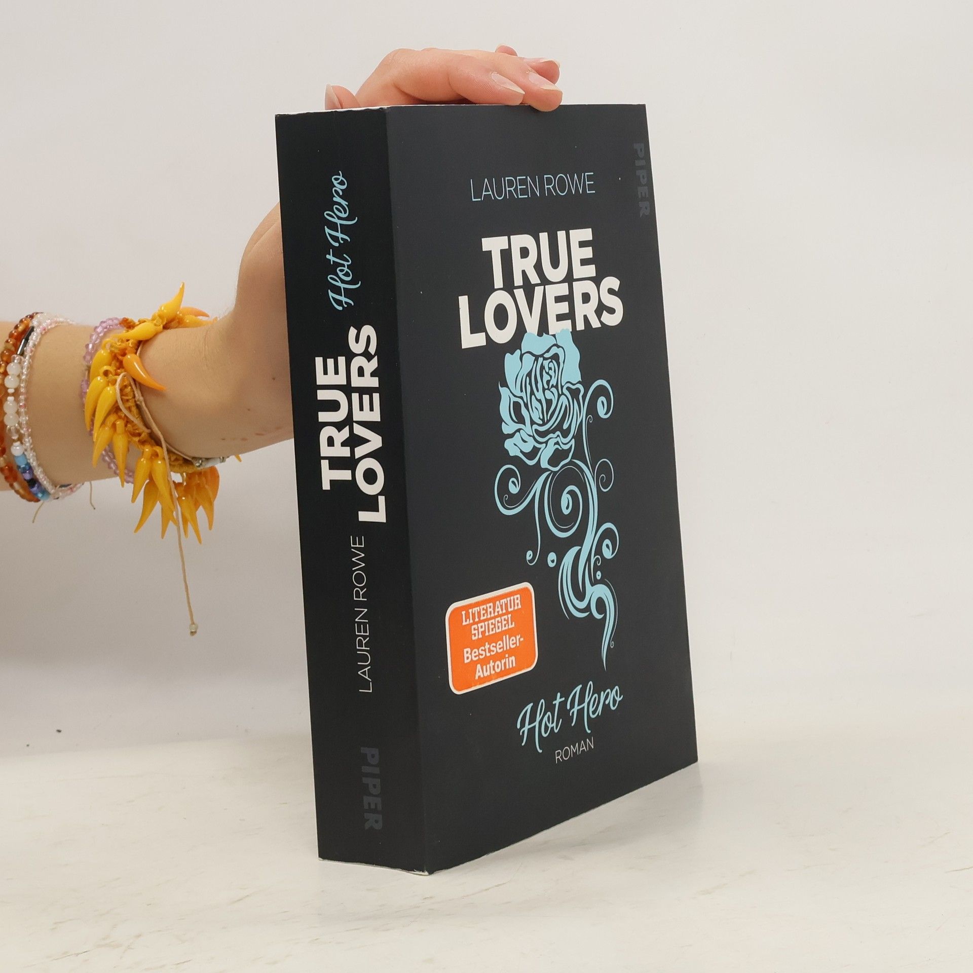 Lauren Rowe Hot hero