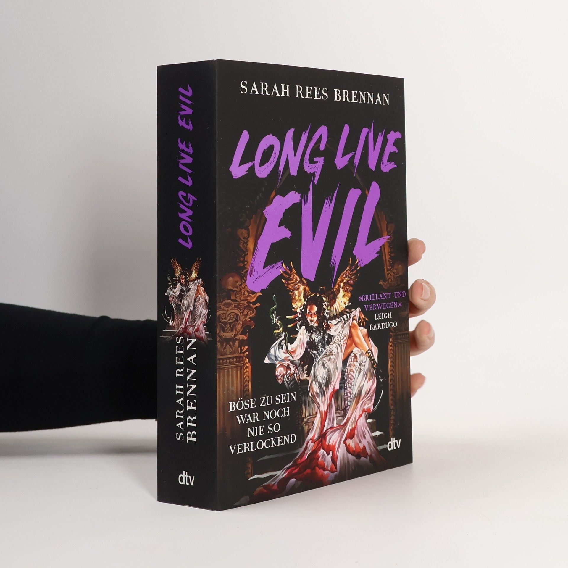 Sarah Rees Brennan Long Live Evil