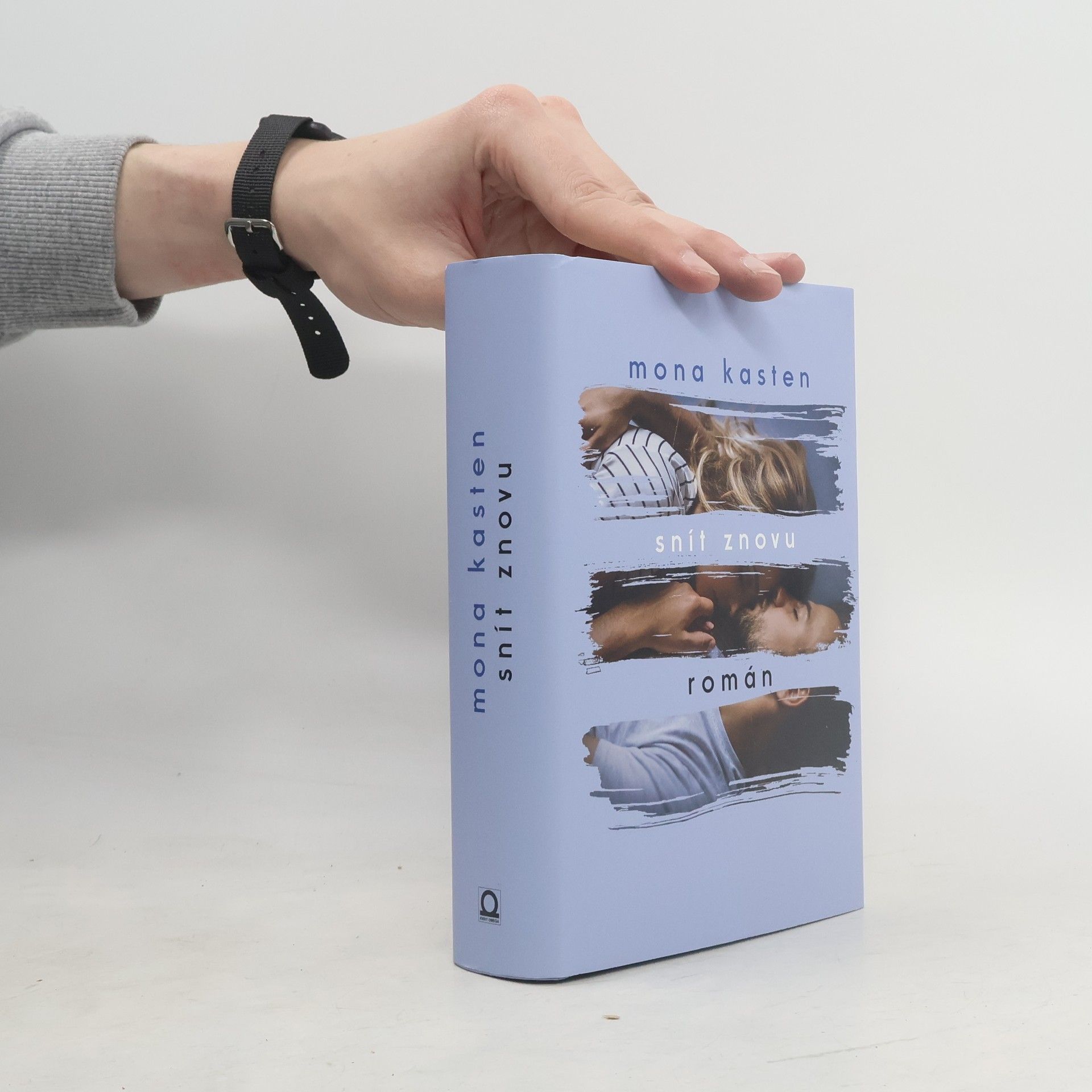 Mona Kasten Snít znovu
