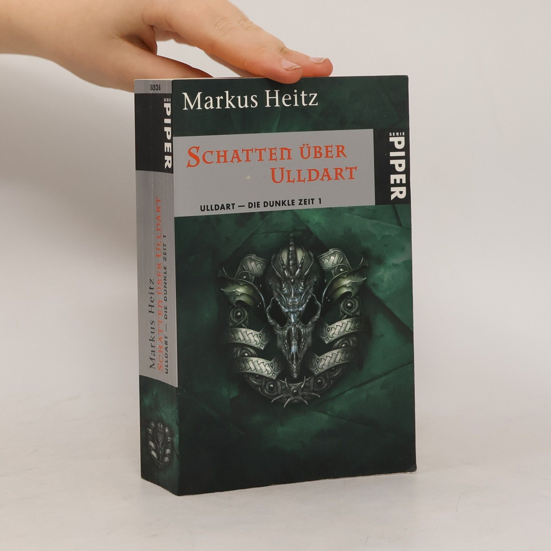 Markus Heitz Schatten über Ulldart. Ulldart - Die dunkle Zeit 1