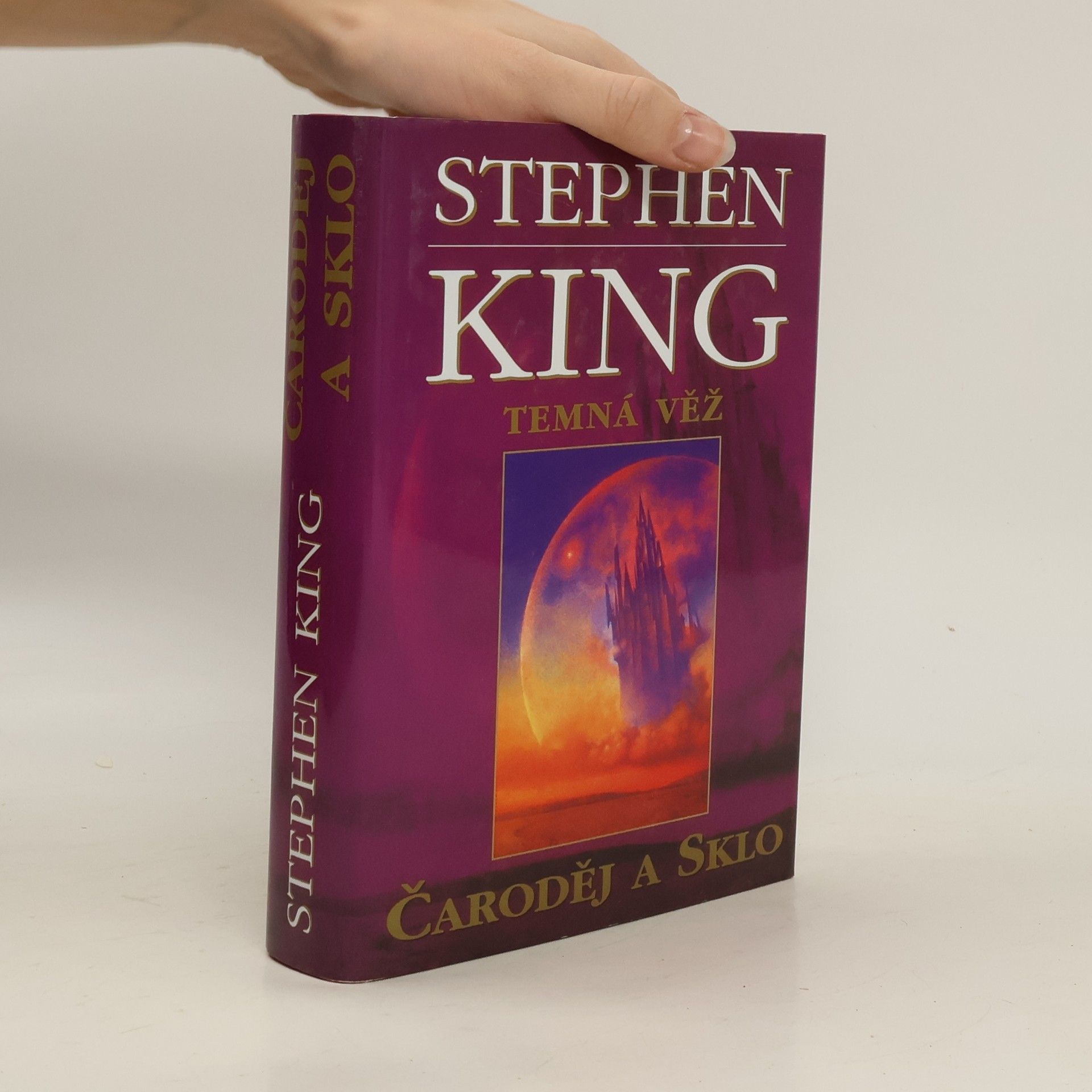 Stephen King Temná věž. Čaroděj a sklo