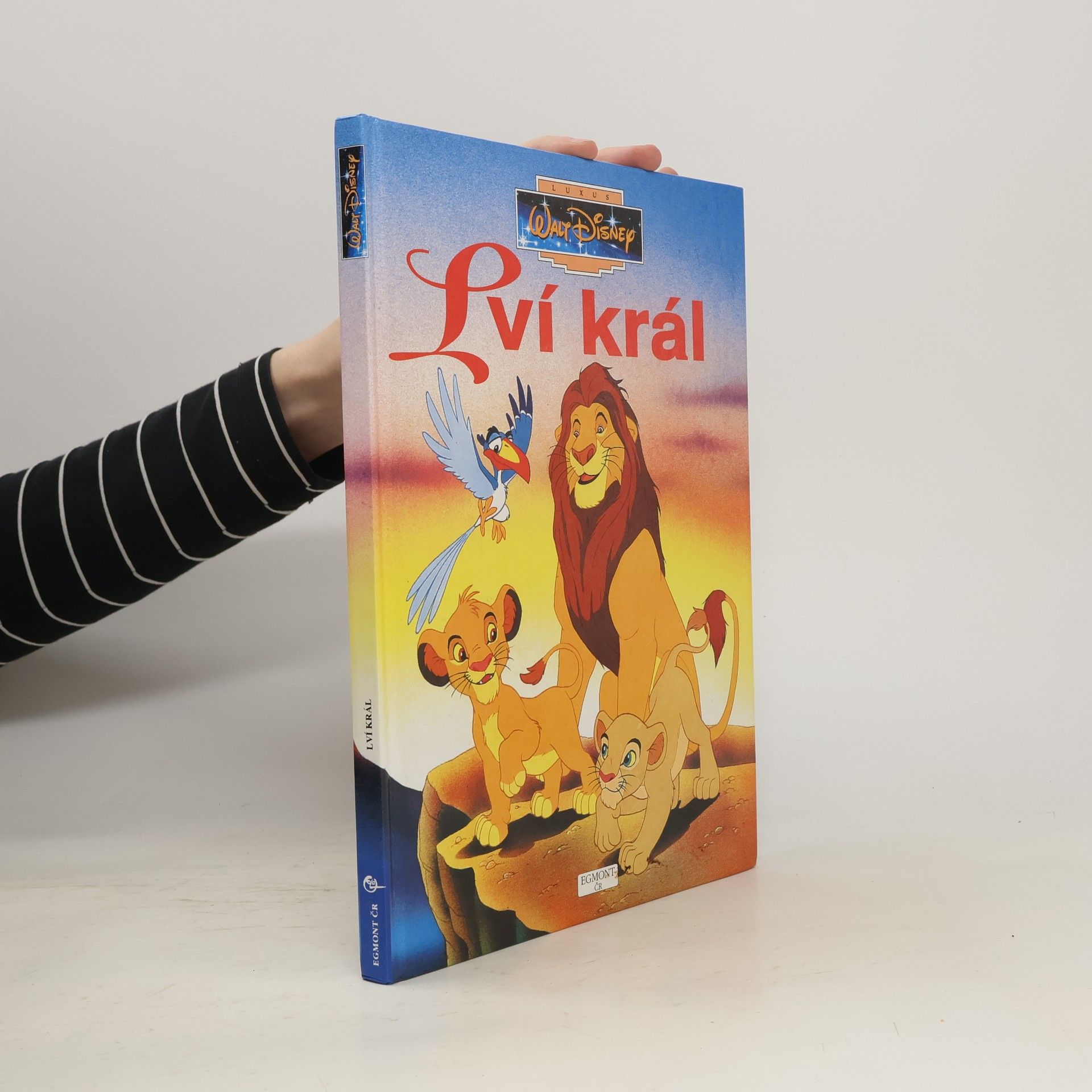 Autores varios Lví král