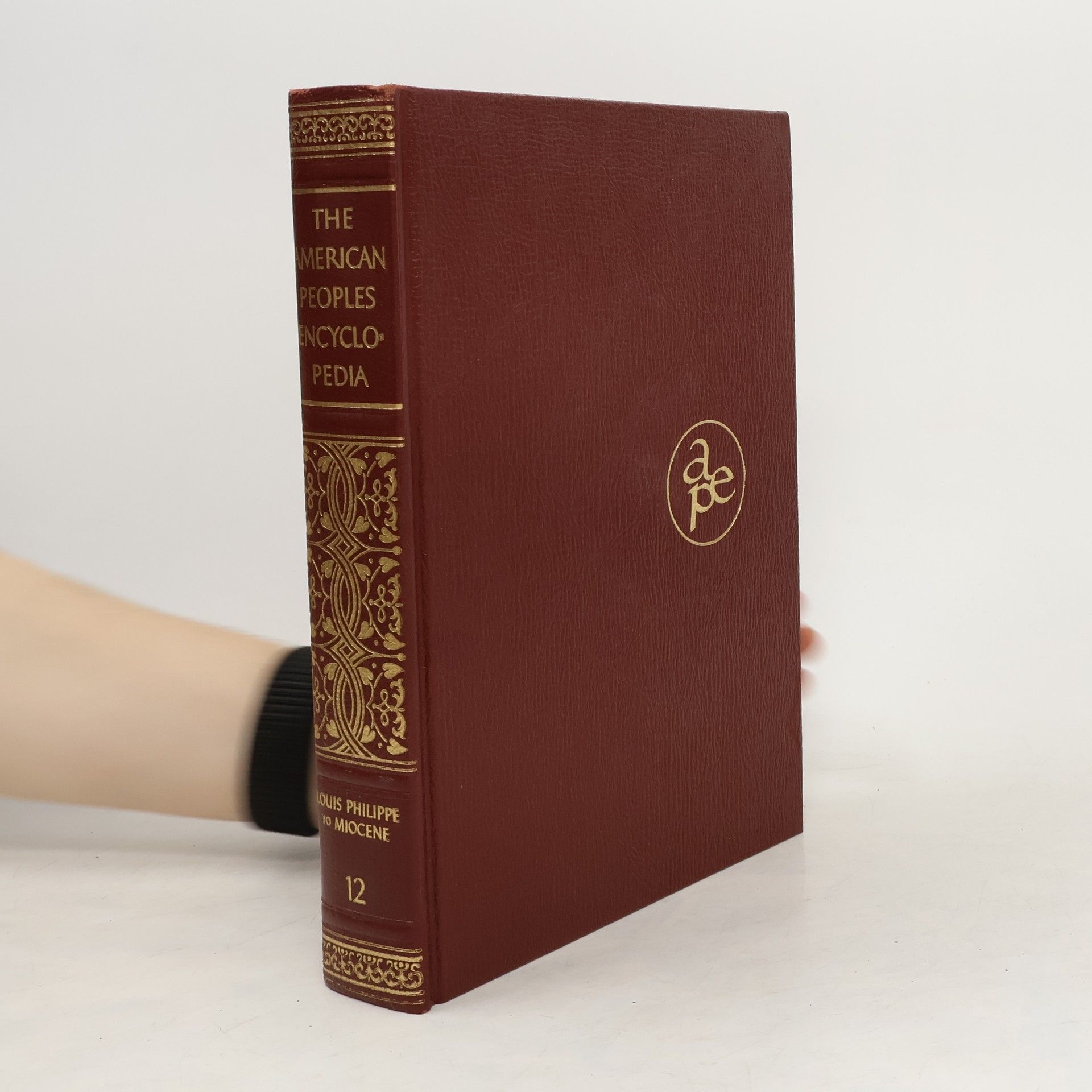 Various authors The American Peoples Encyclopedia 12