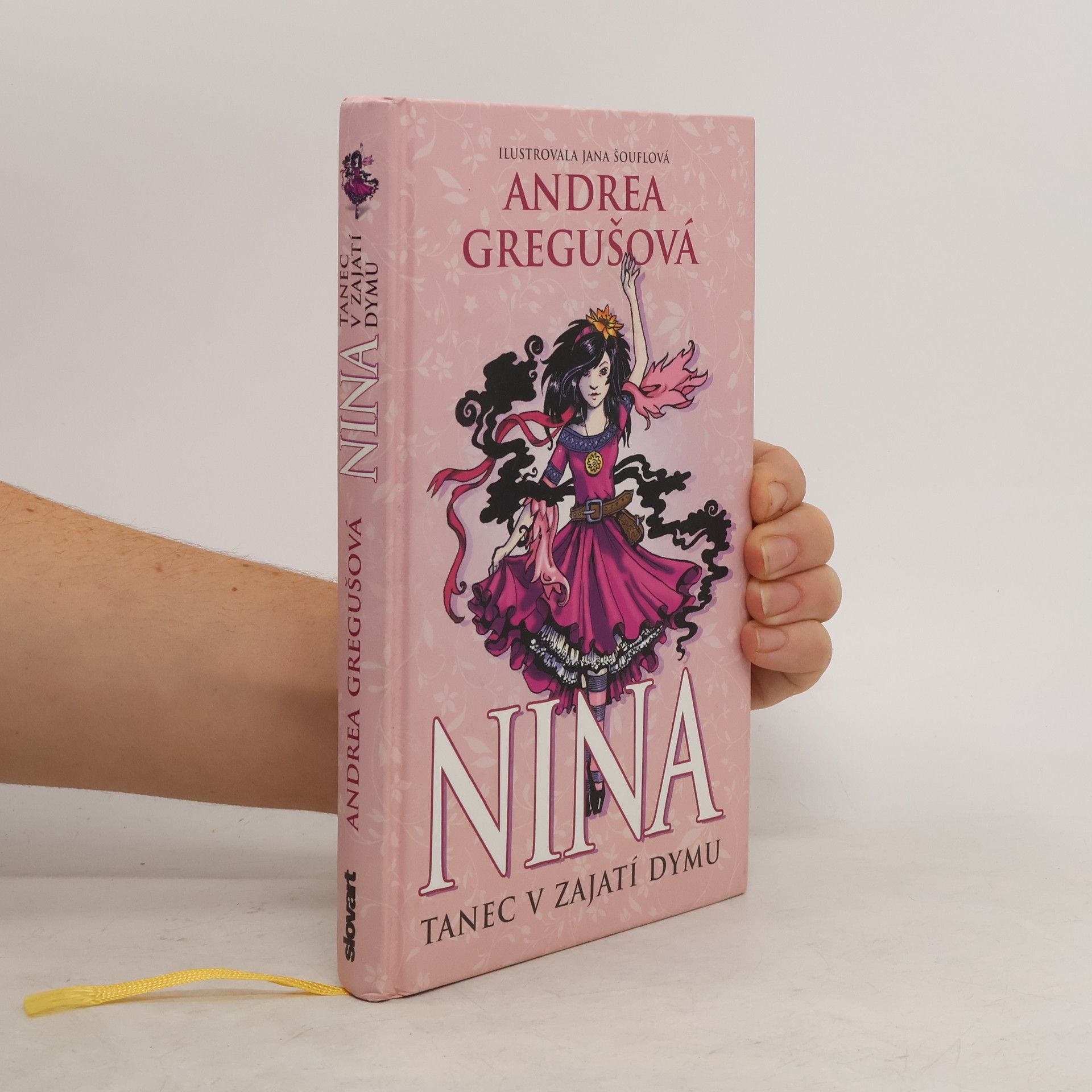 Nina: Tanec v zajatí Dymu