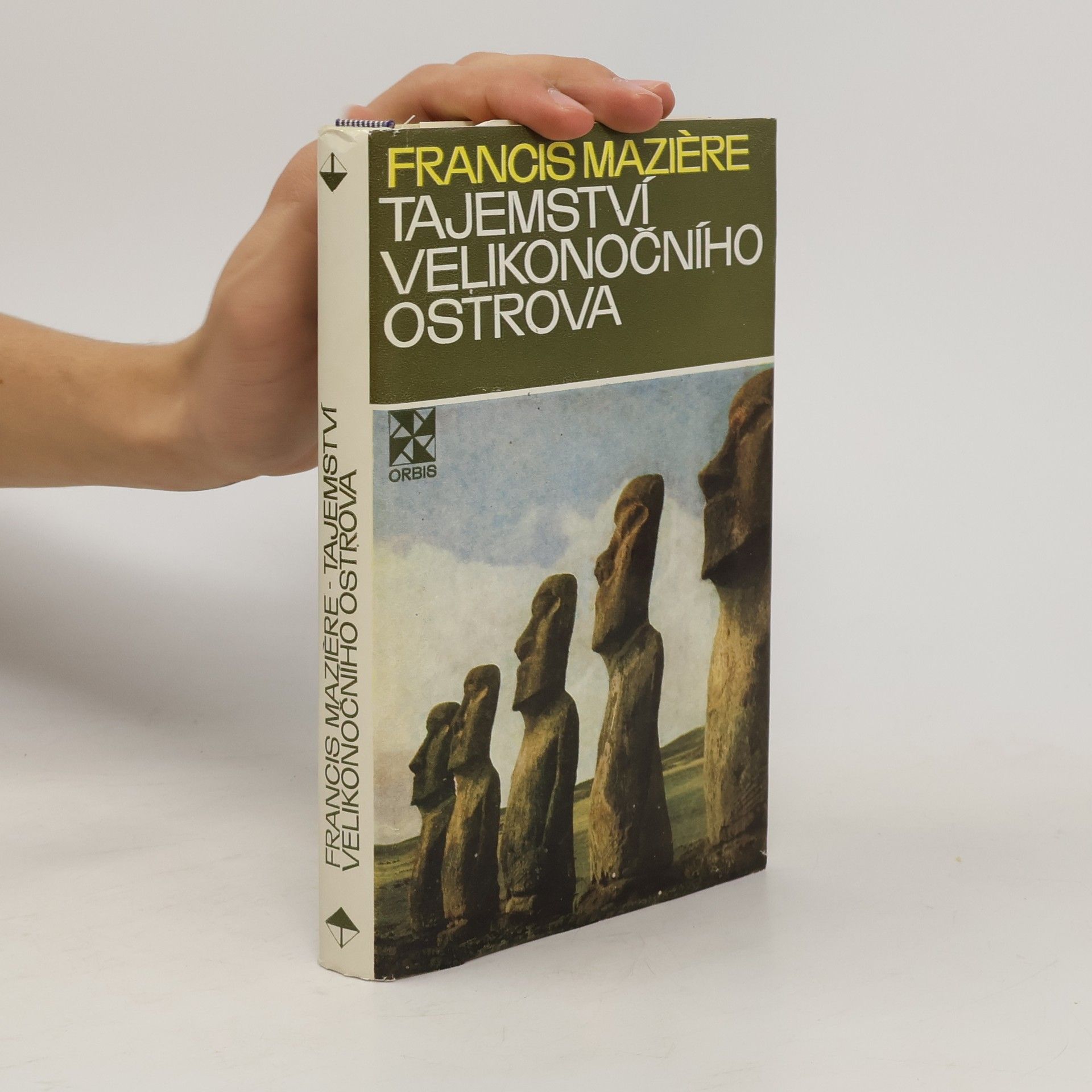 Francis Mazière Tajemství Velikonočního ostrova